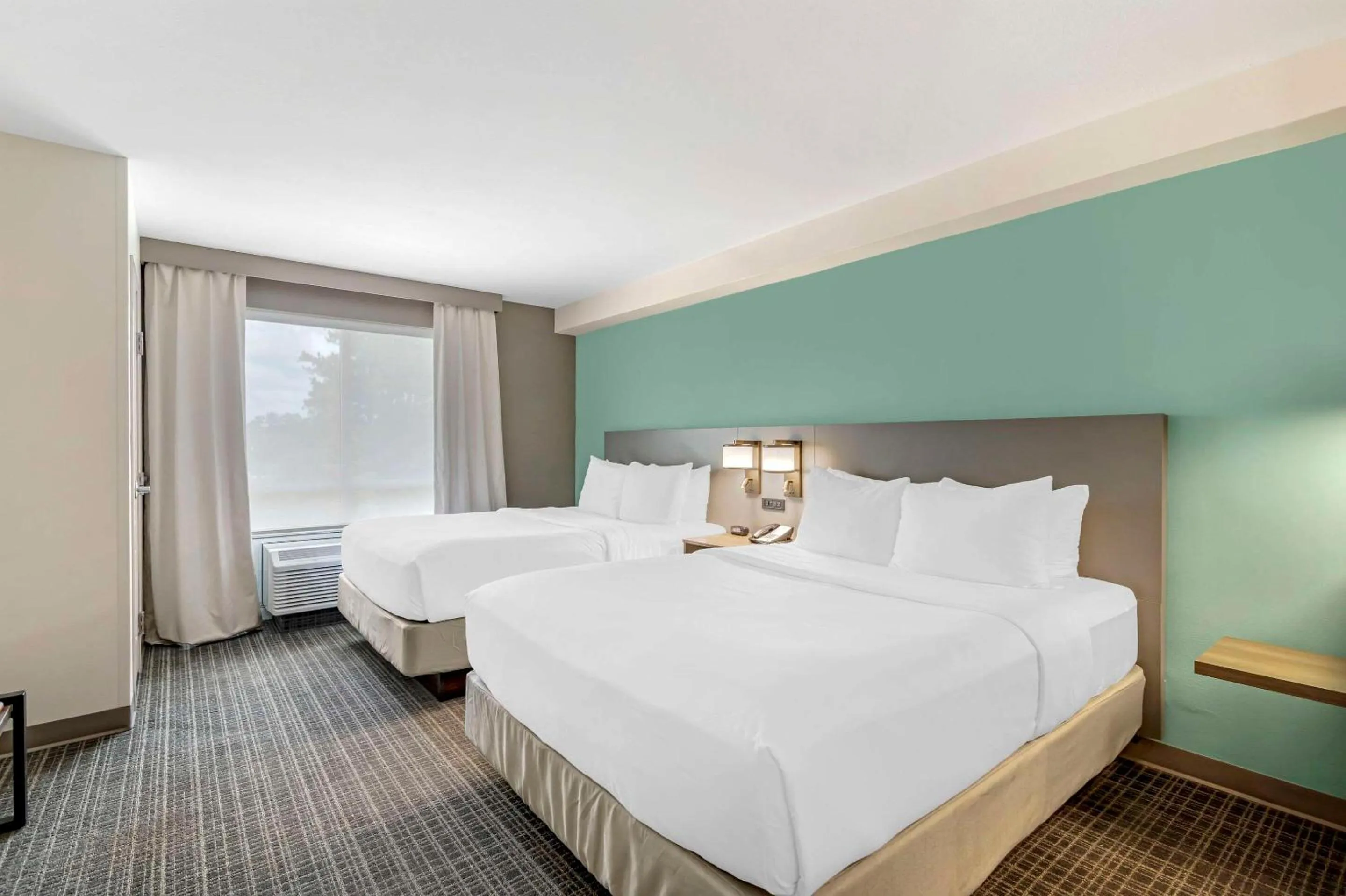 Bedroom, Bed in Comfort Suites Valdosta Mall Area