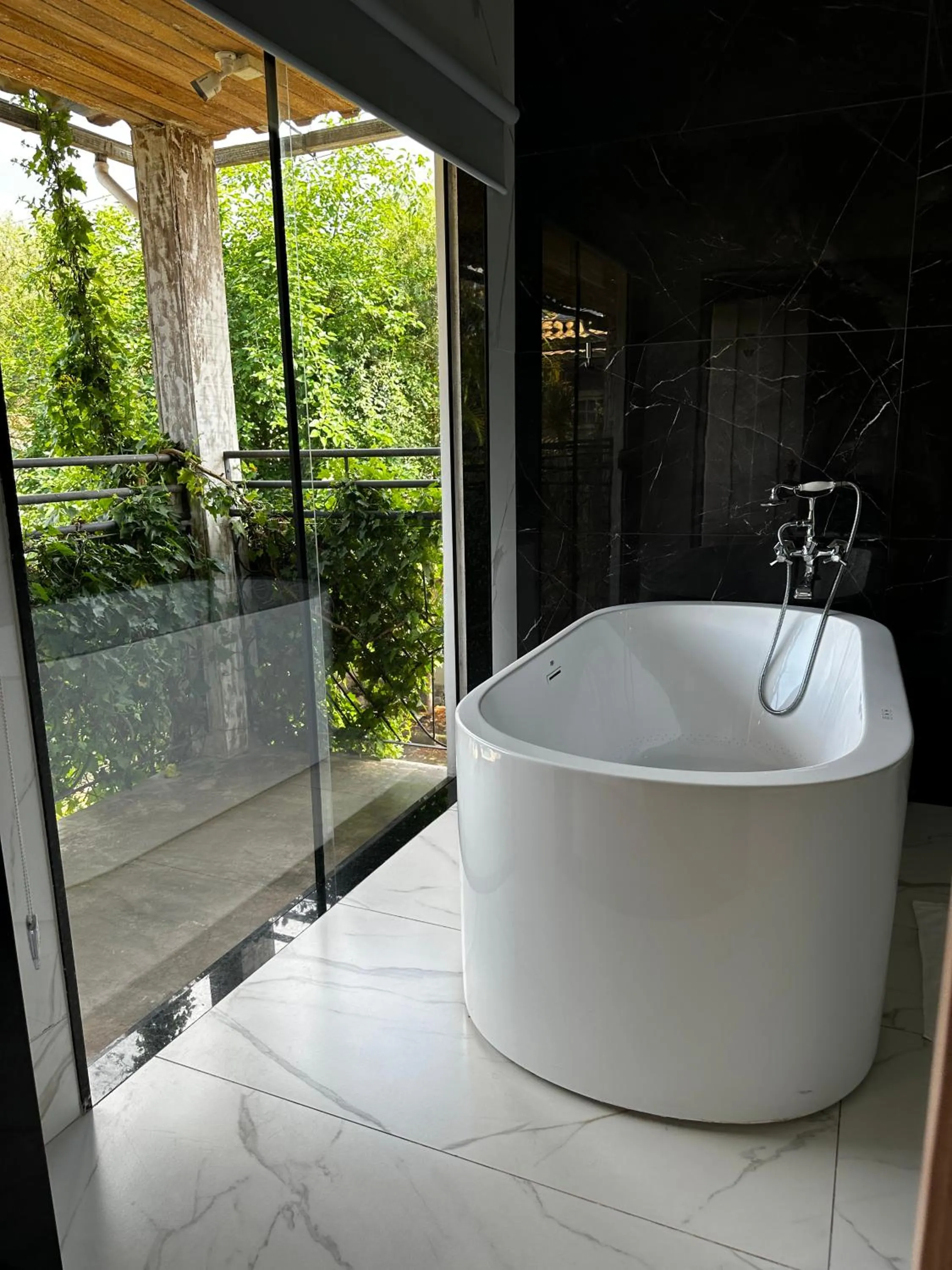 Hot Tub in Pousada Villa Alferes