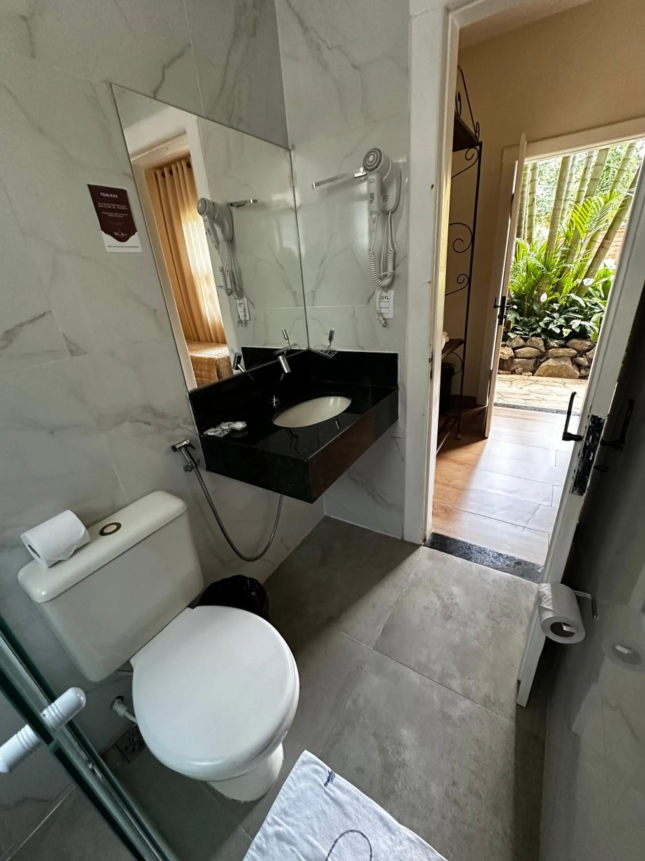 Bathroom in Pousada Villa Alferes