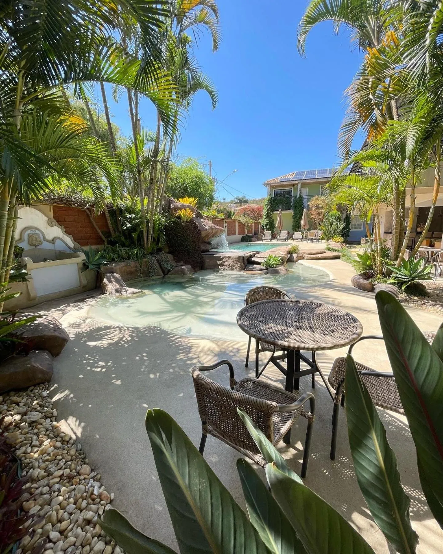 Swimming pool in Pousada Villa Alferes