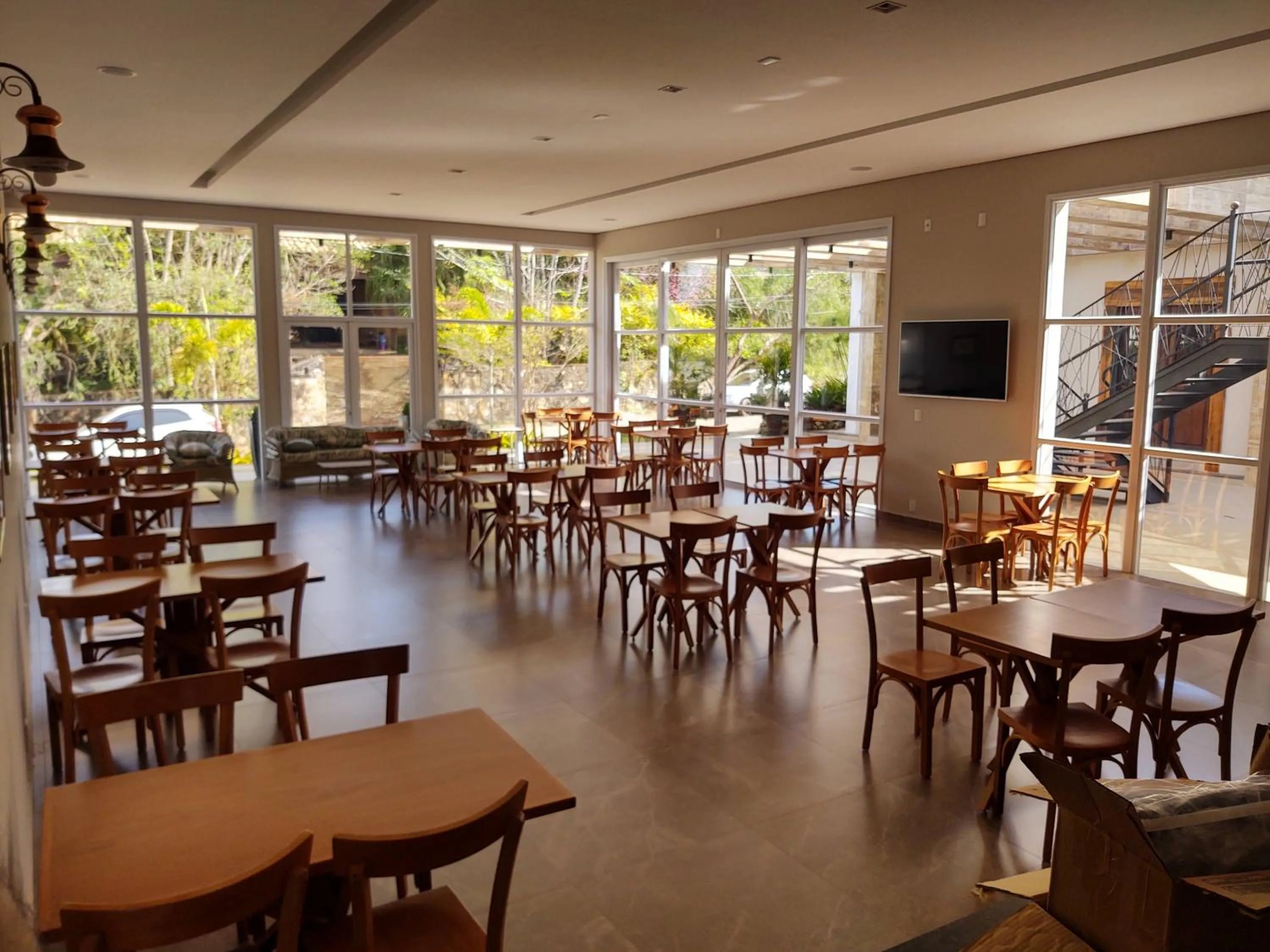 Restaurant/places to eat in Pousada Villa Alferes