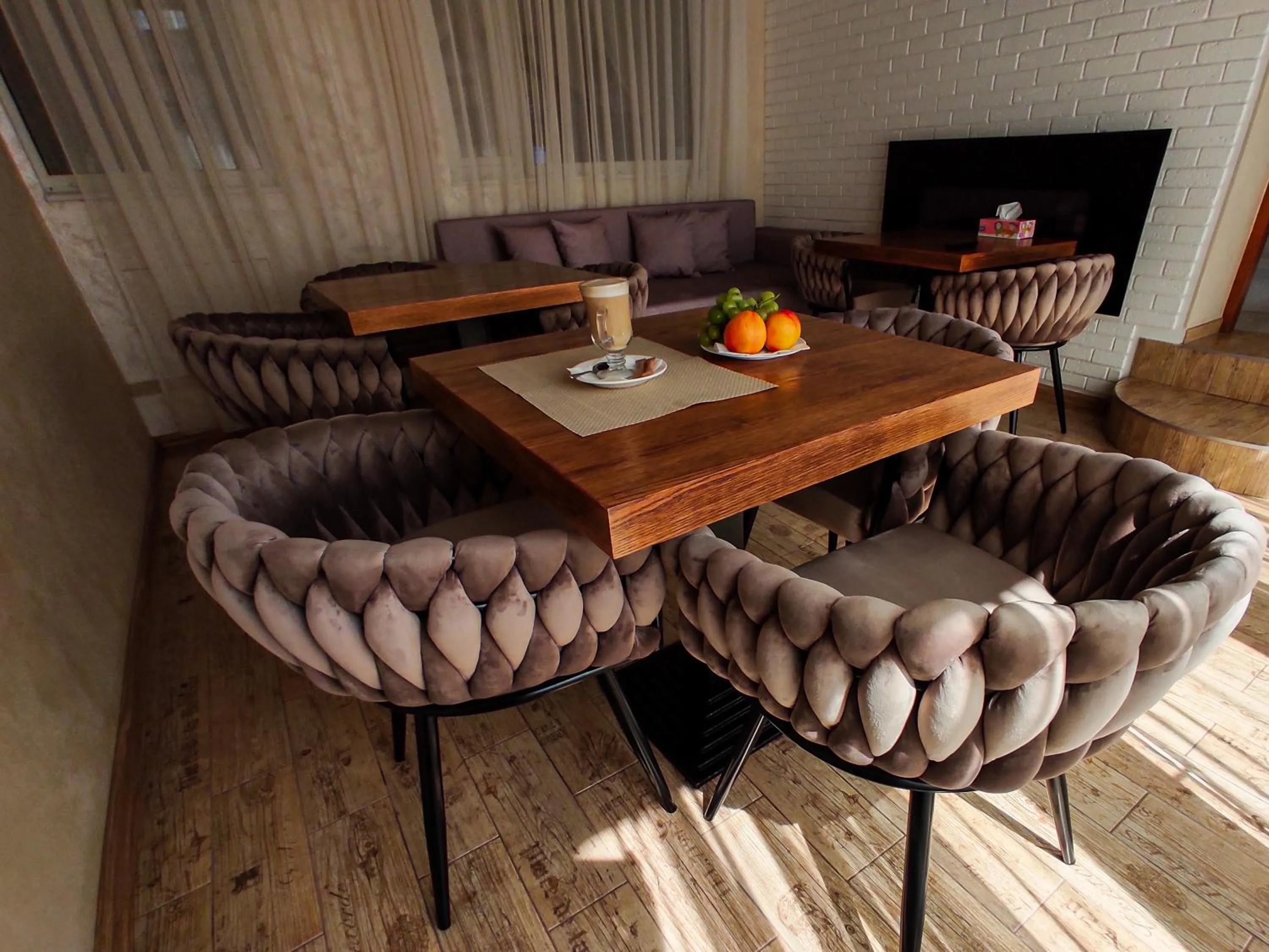 VIP Hotel