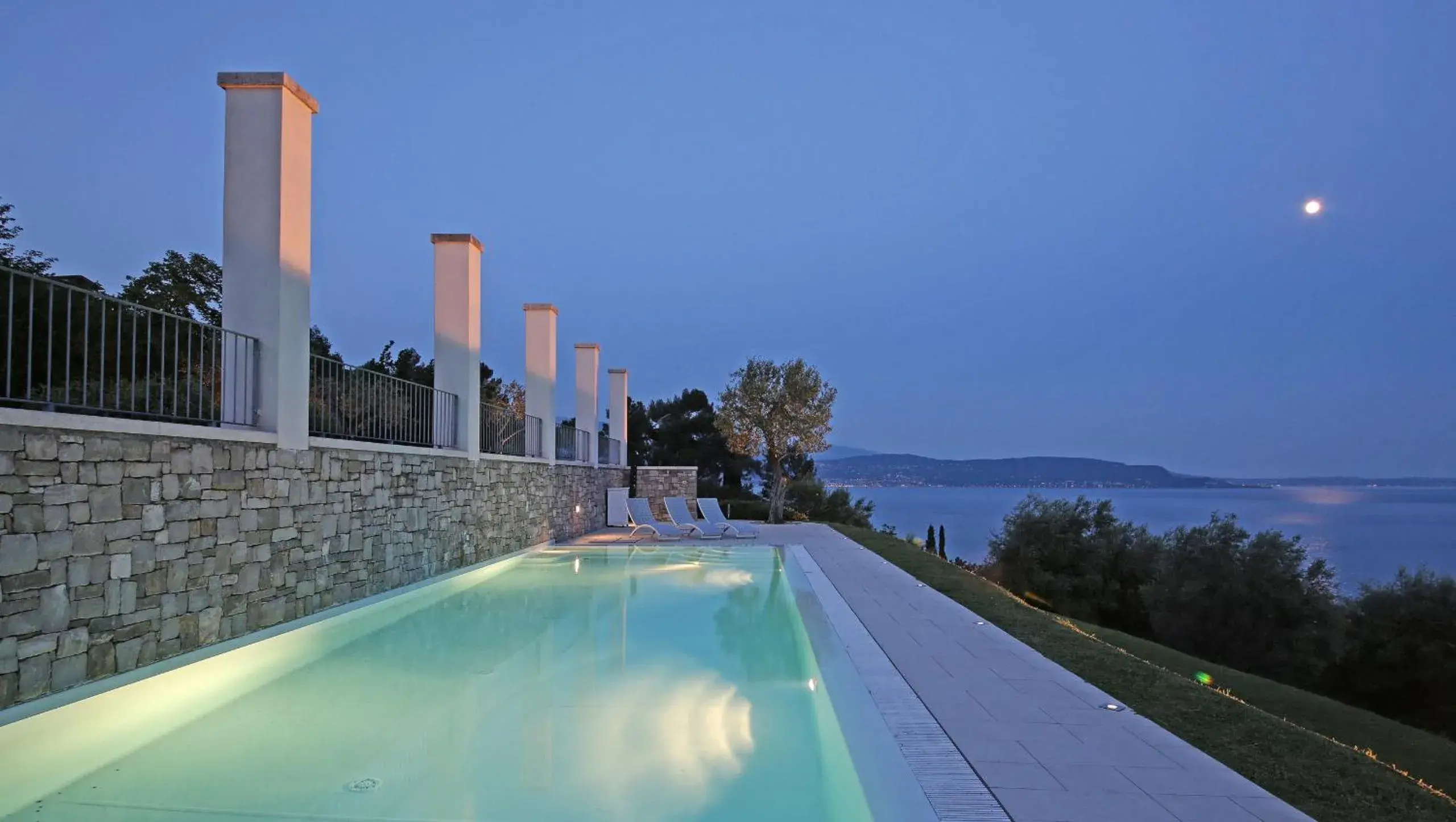 Villa Albachiara, Private Luxury villa with private pool and lake view Villa Albachiara, Private Luxury villa with private pool and lake view