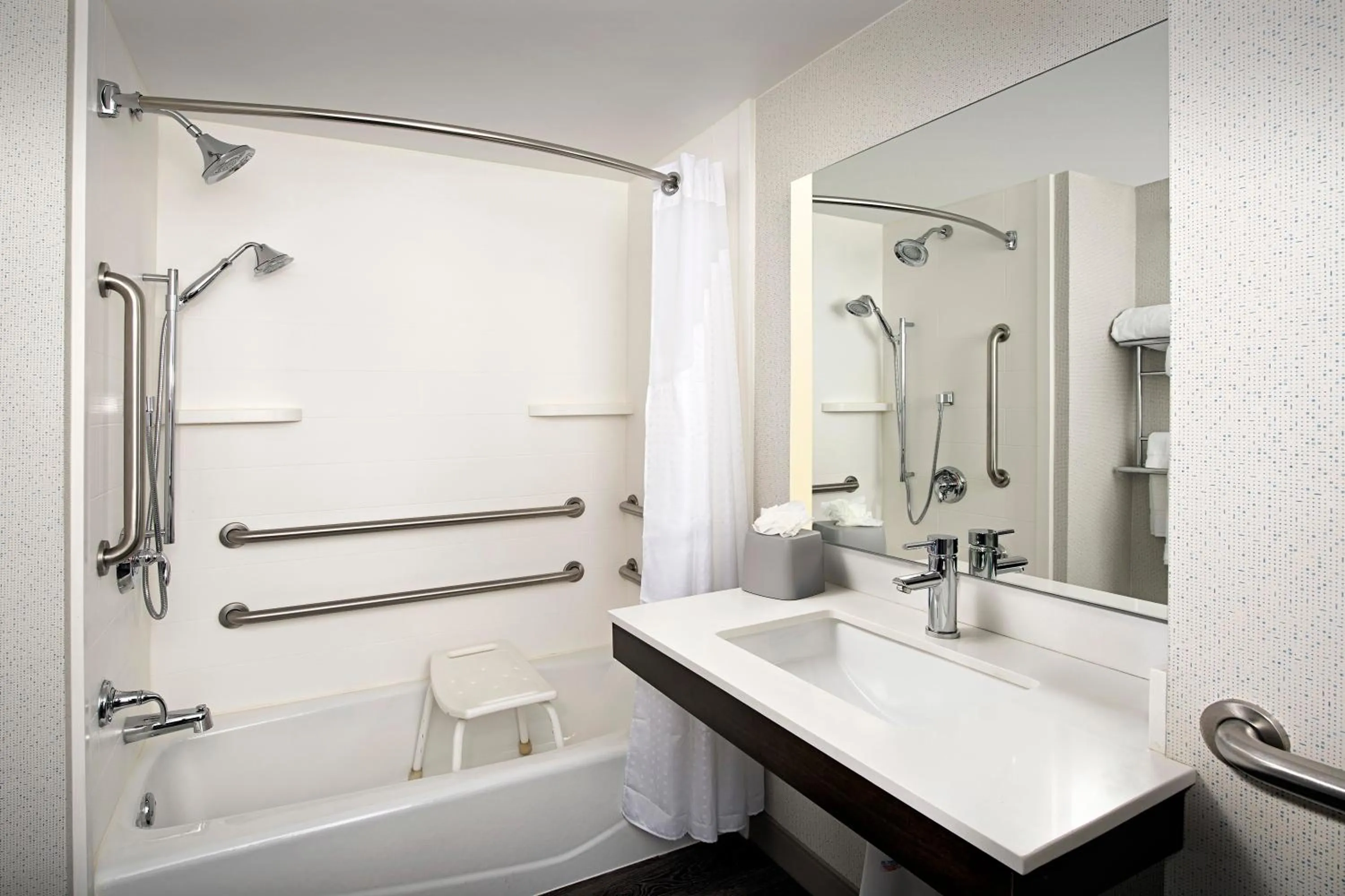 Bathroom in Holiday Inn Express & Suites Baltimore - BWI Airport North by IHG
