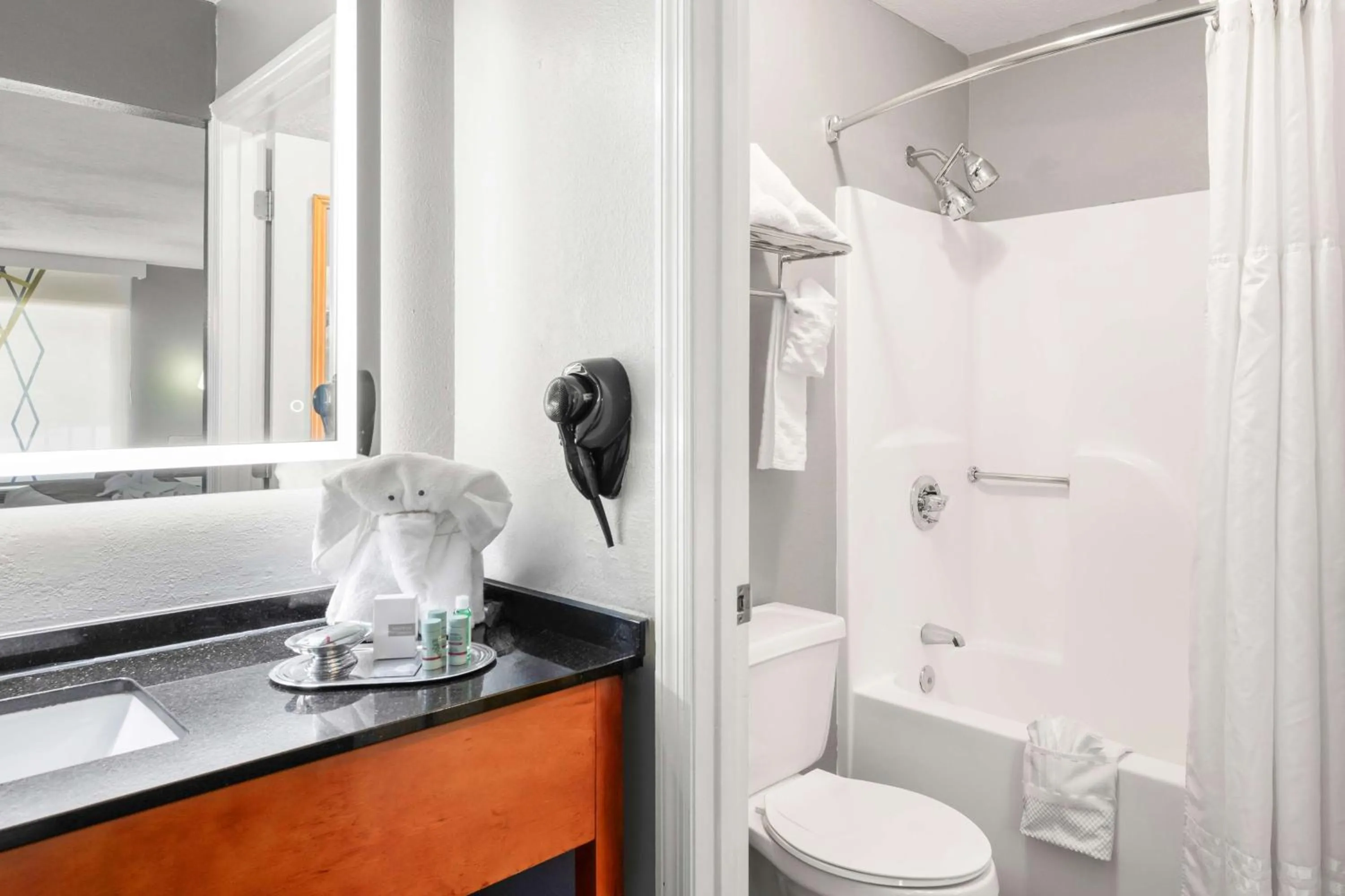 Bathroom in Best Western Corbin Inn