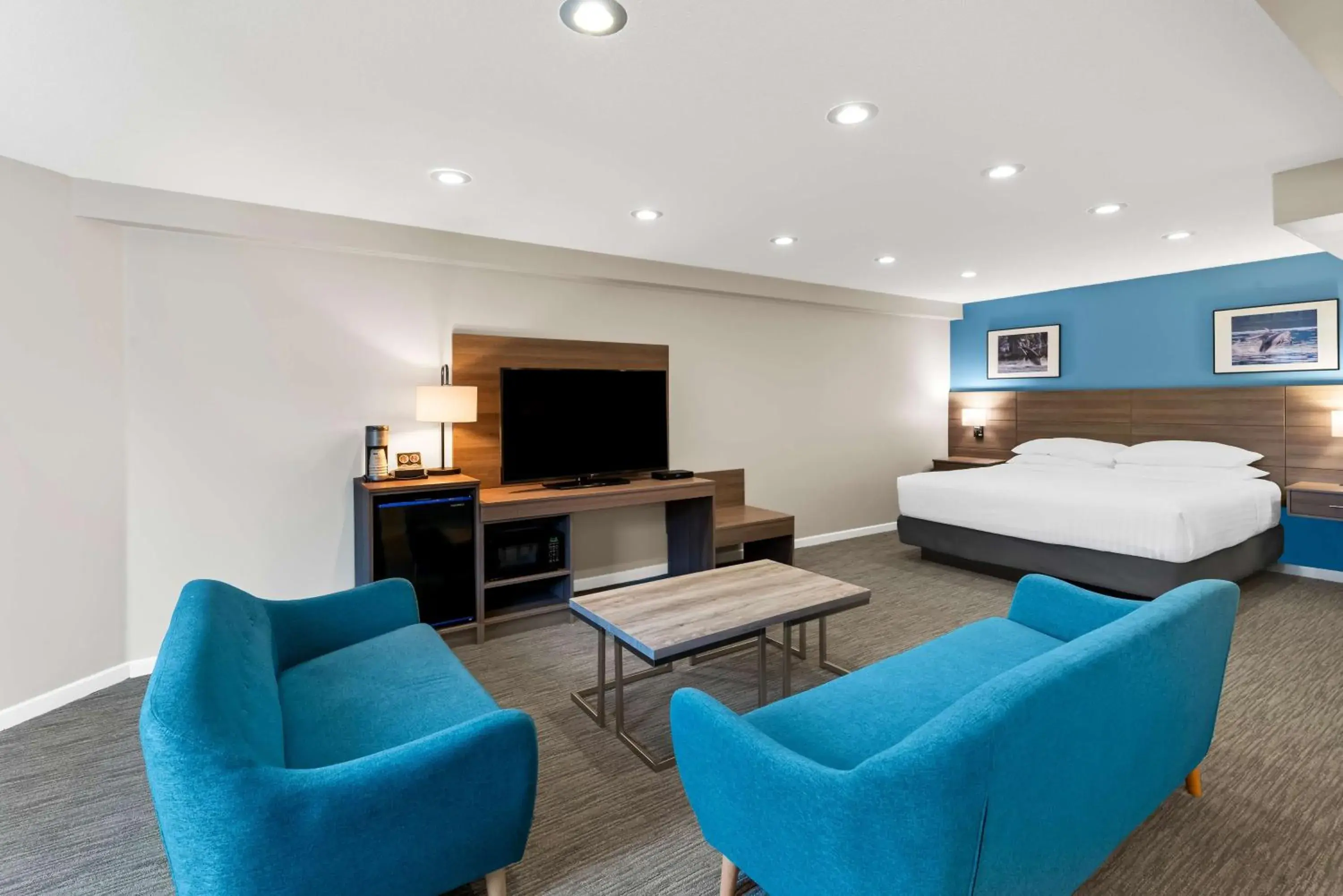 Bedroom, Bed in Travelodge by Wyndham Parksville Bedroom, Bed in Travelodge by Wyndham Parksville