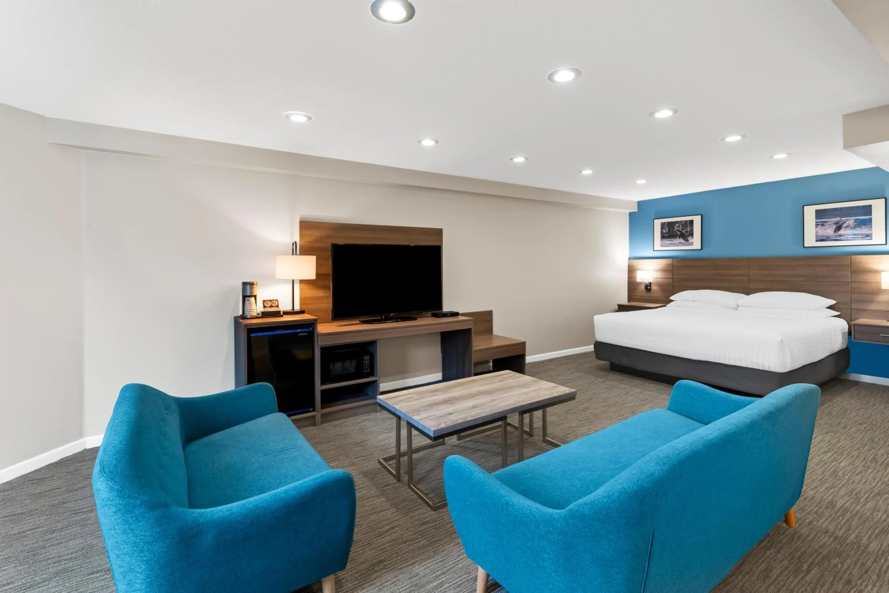 Bed in Travelodge by Wyndham Parksville