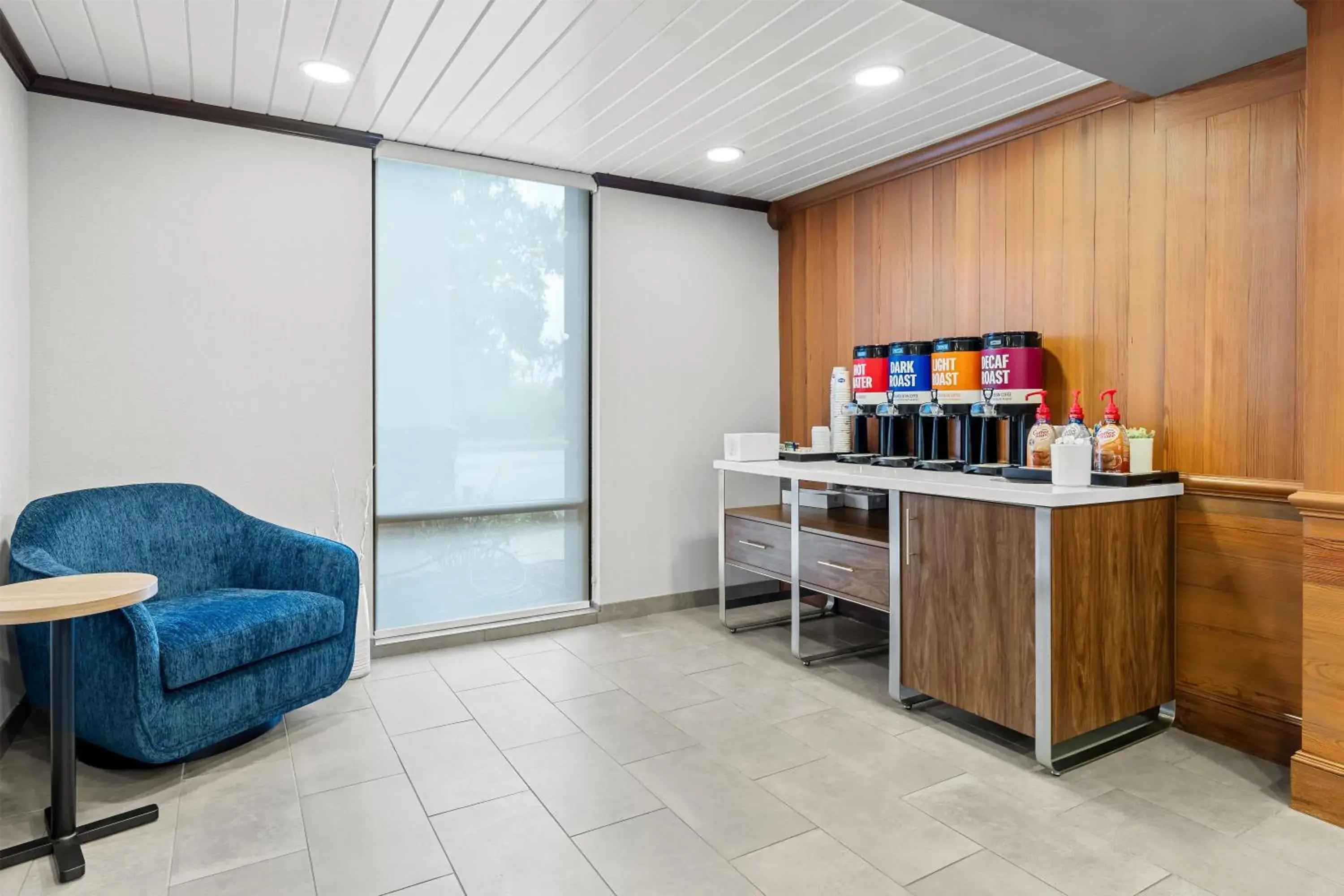 Restaurant/places to eat in Hampton Inn & Suites Tifton Restaurant/places to eat in Hampton Inn & Suites Tifton