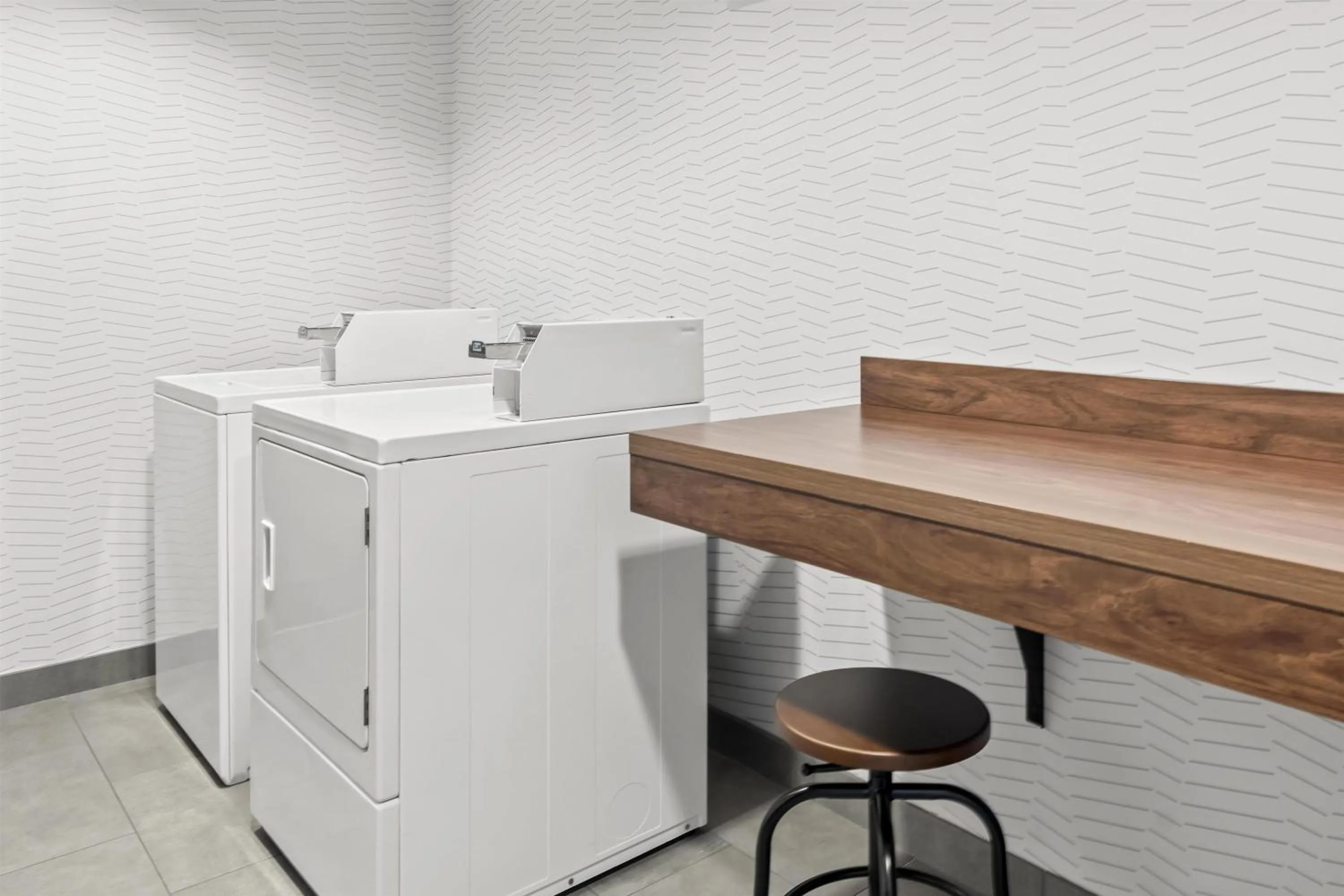 laundry in Hampton Inn & Suites Tifton