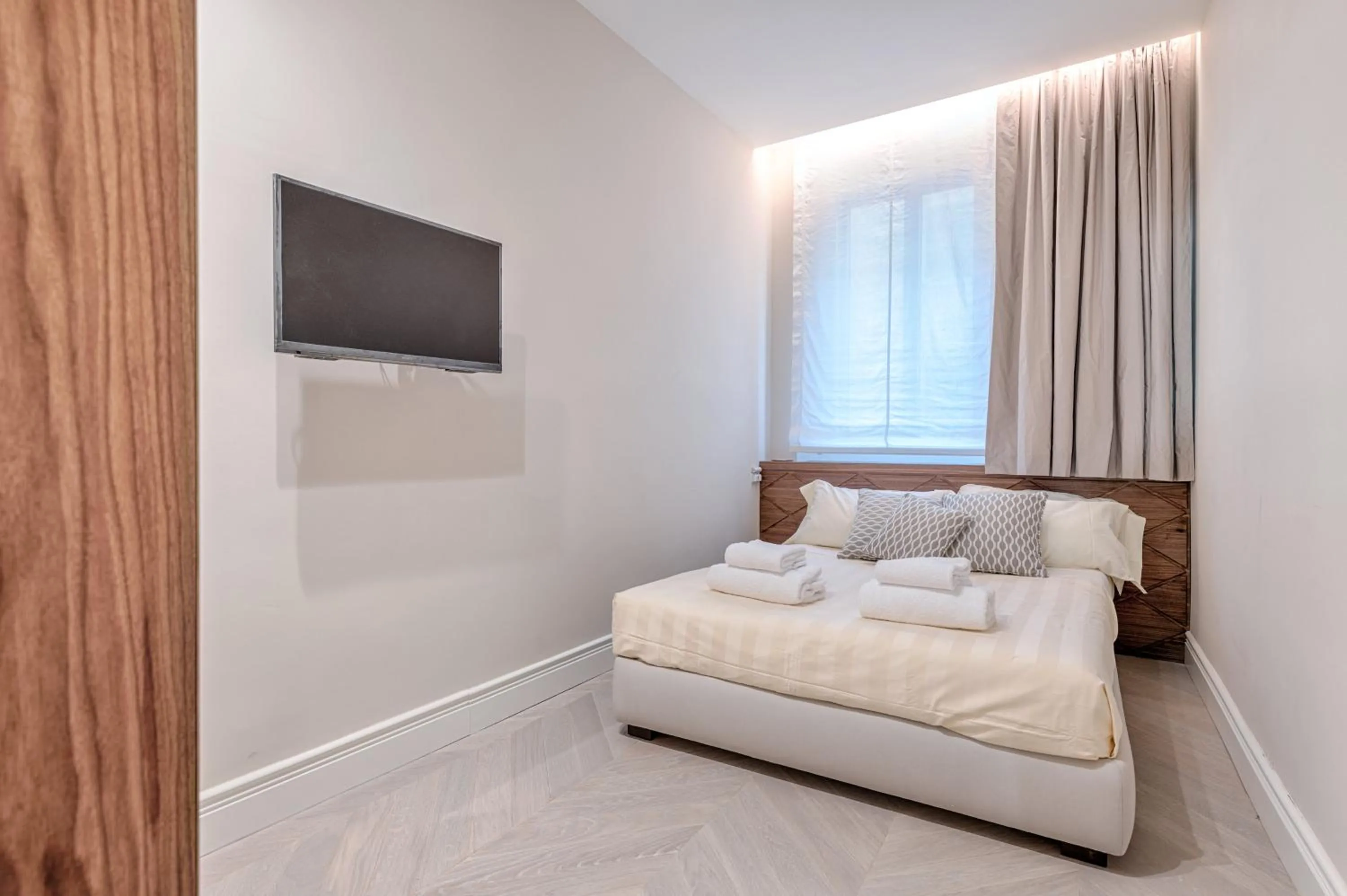 Bedroom, Bed in Luxury Blue River by Mmega