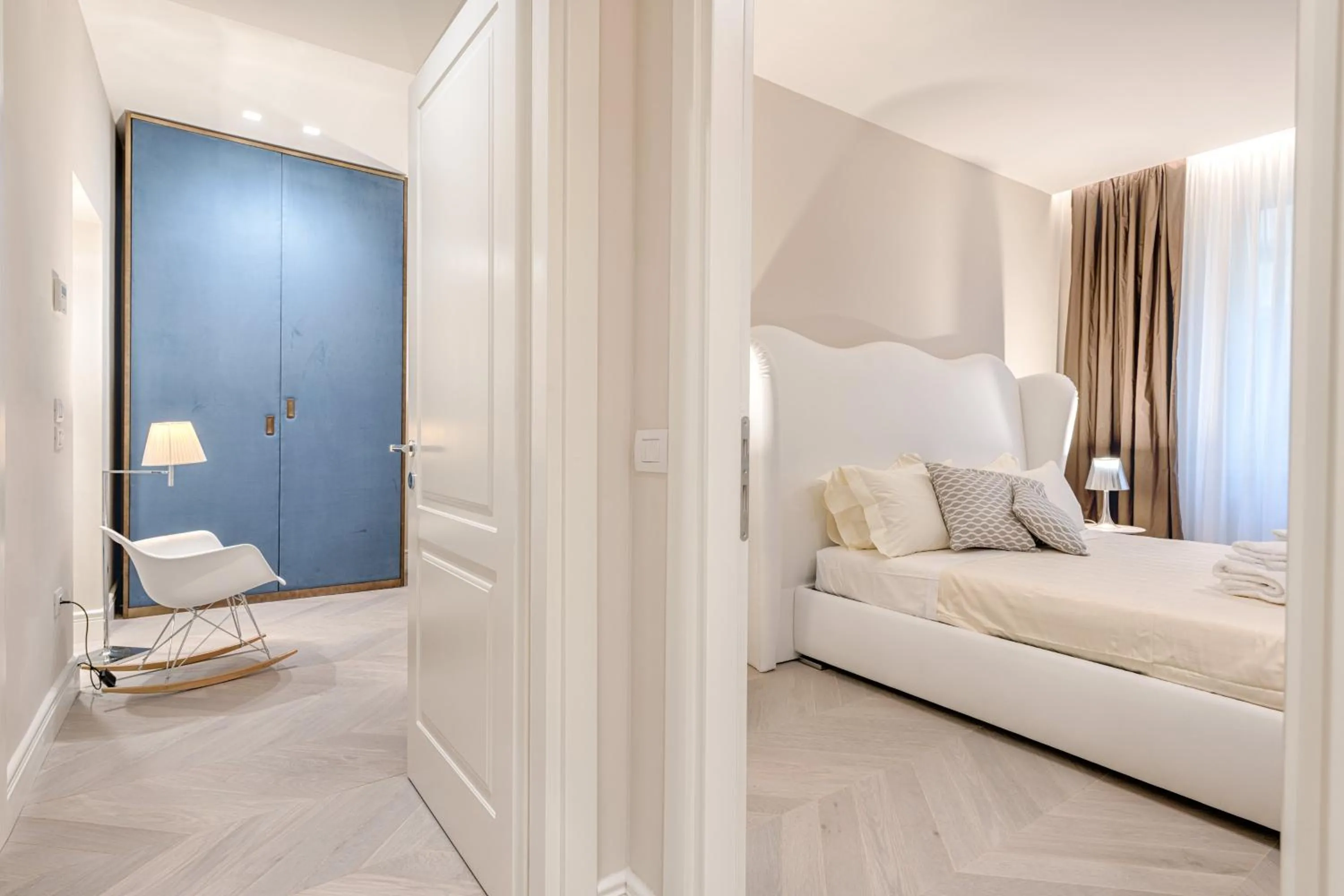 Bedroom, Bed in Luxury Blue River by Mmega