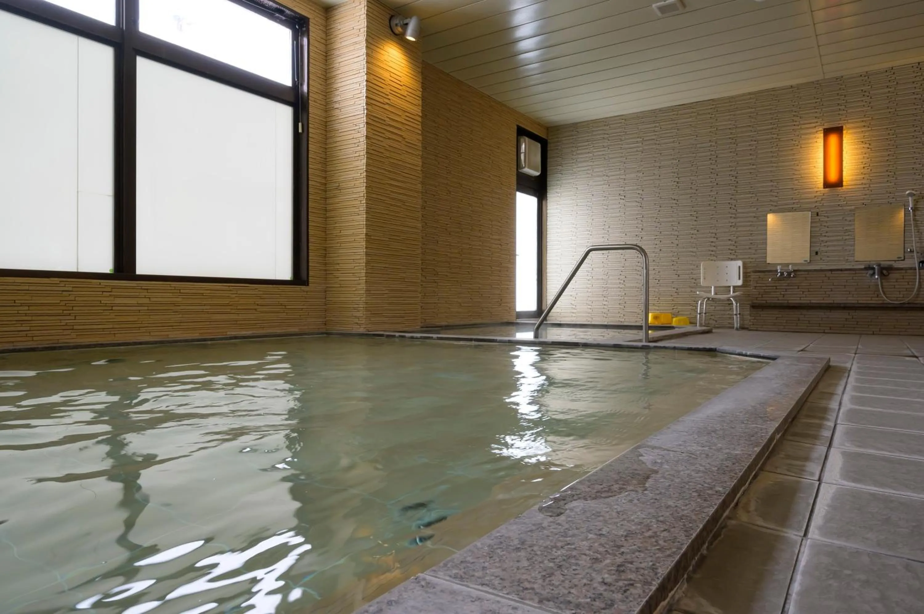 Public Bath in Hotel Edel Warme