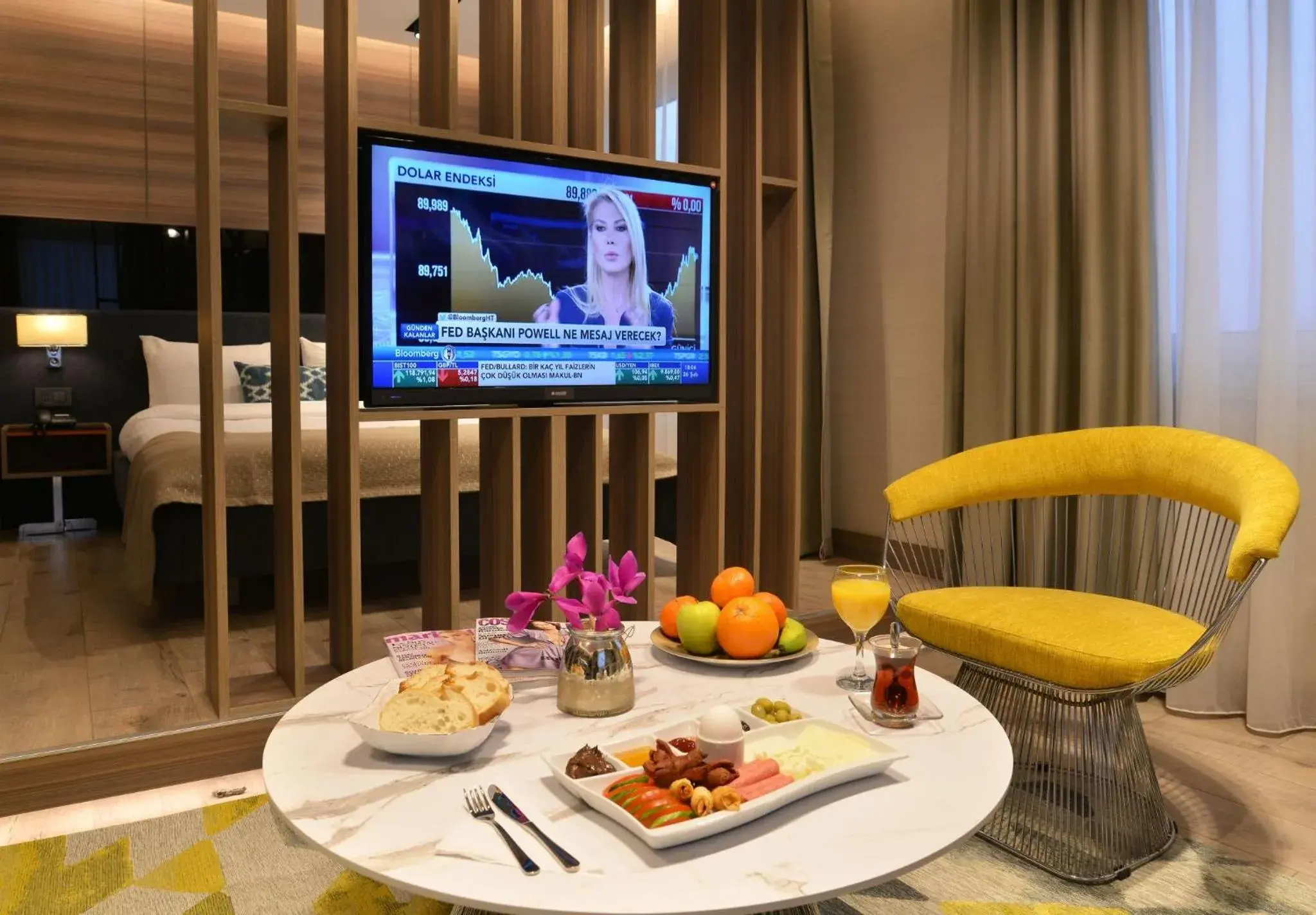 Breakfast in Nish Palace Exlusive Suites Breakfast in Nish Palace Exlusive Suites