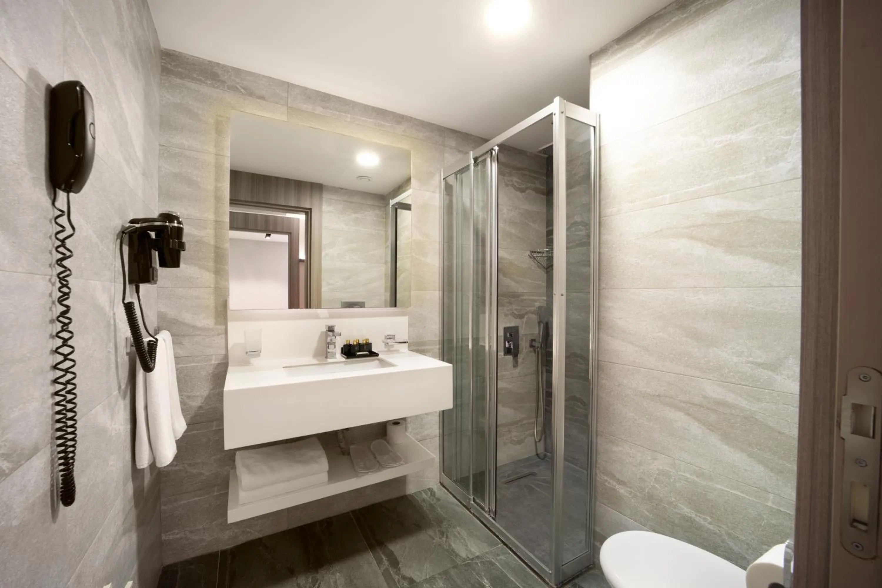 Shower in Nish Palace Exlusive Suites