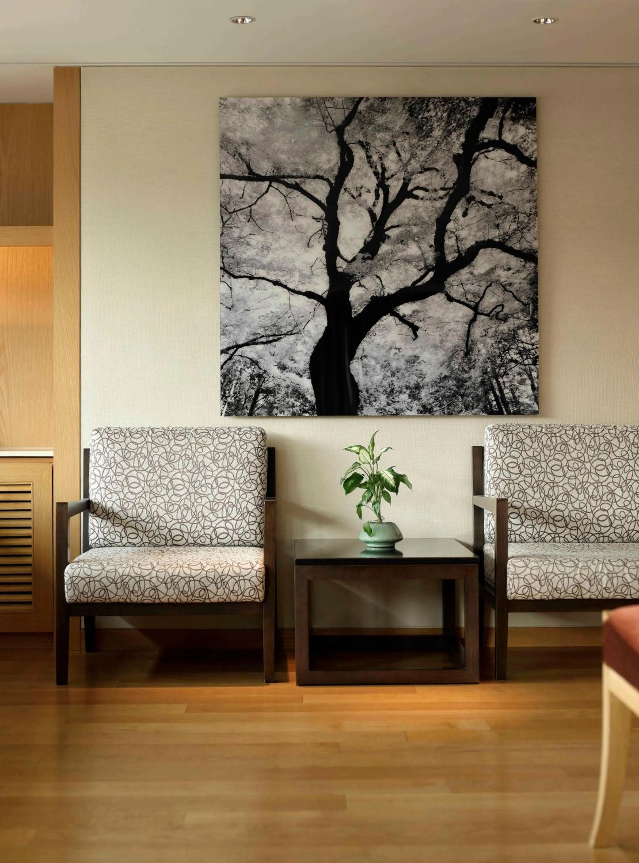 Seating area in Banyan Tree Club & Spa Seoul