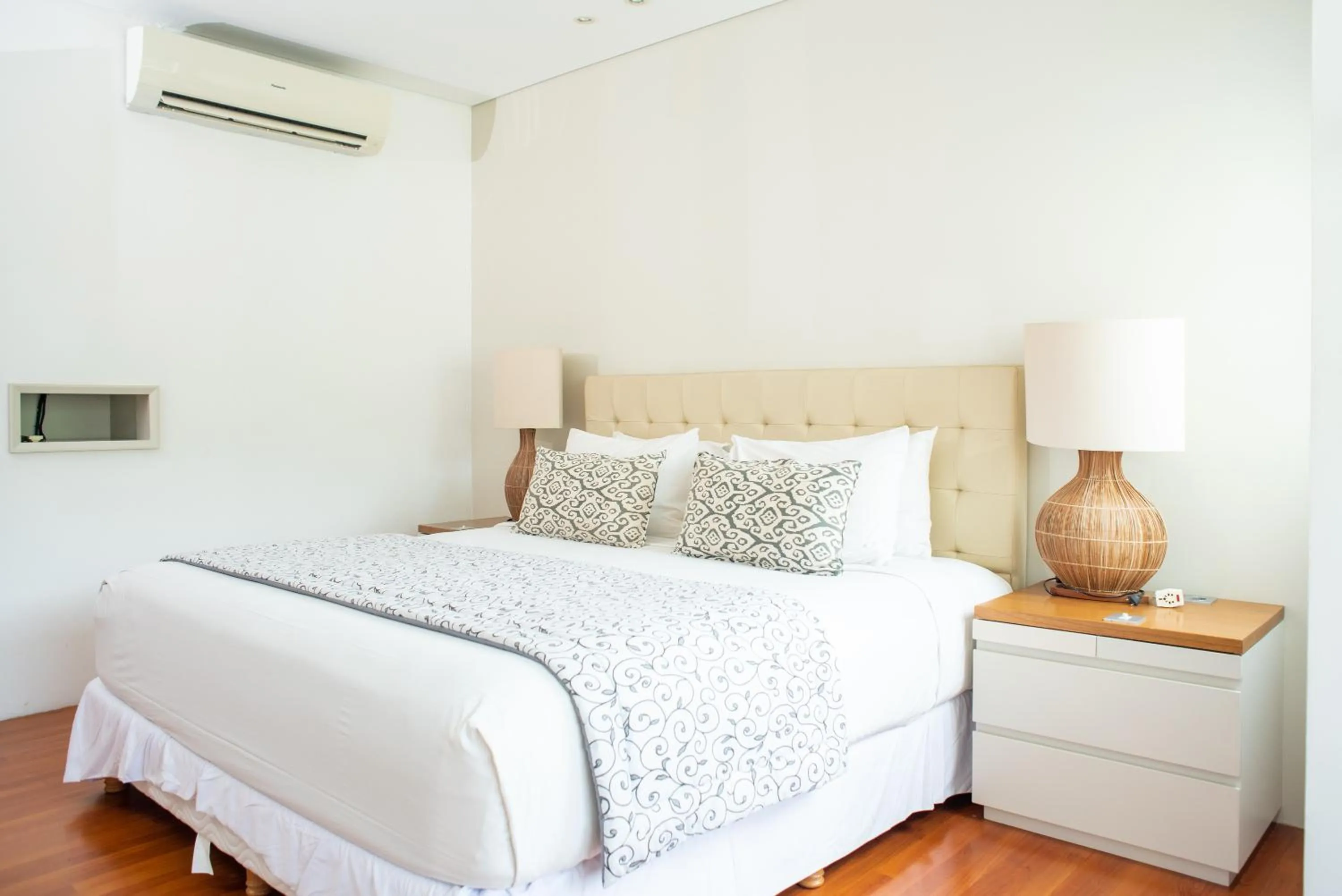 Bedroom, Bed in Sienna Villas Seminyak