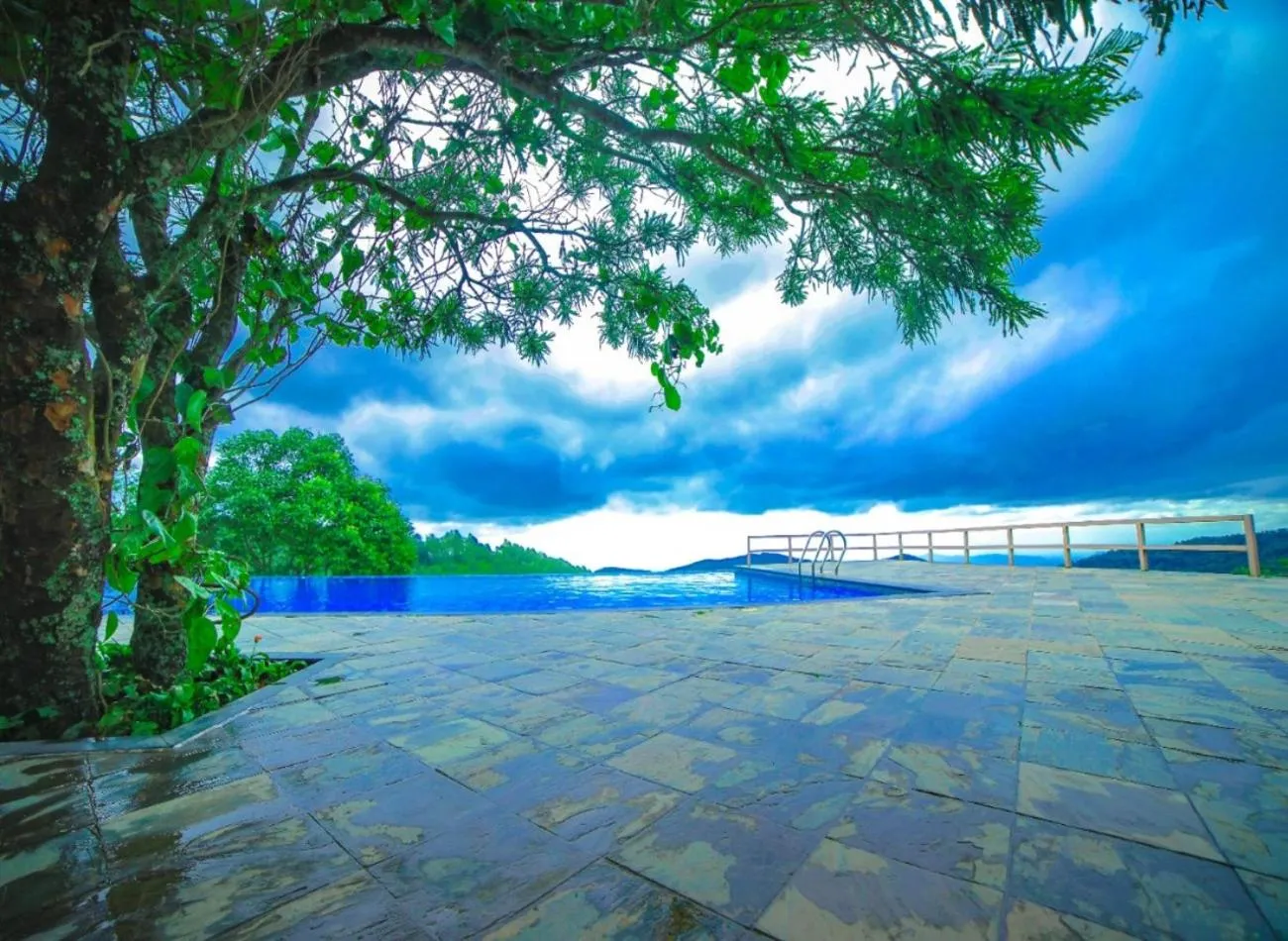 Swimming pool in Grand Palace Hotel & Spa
