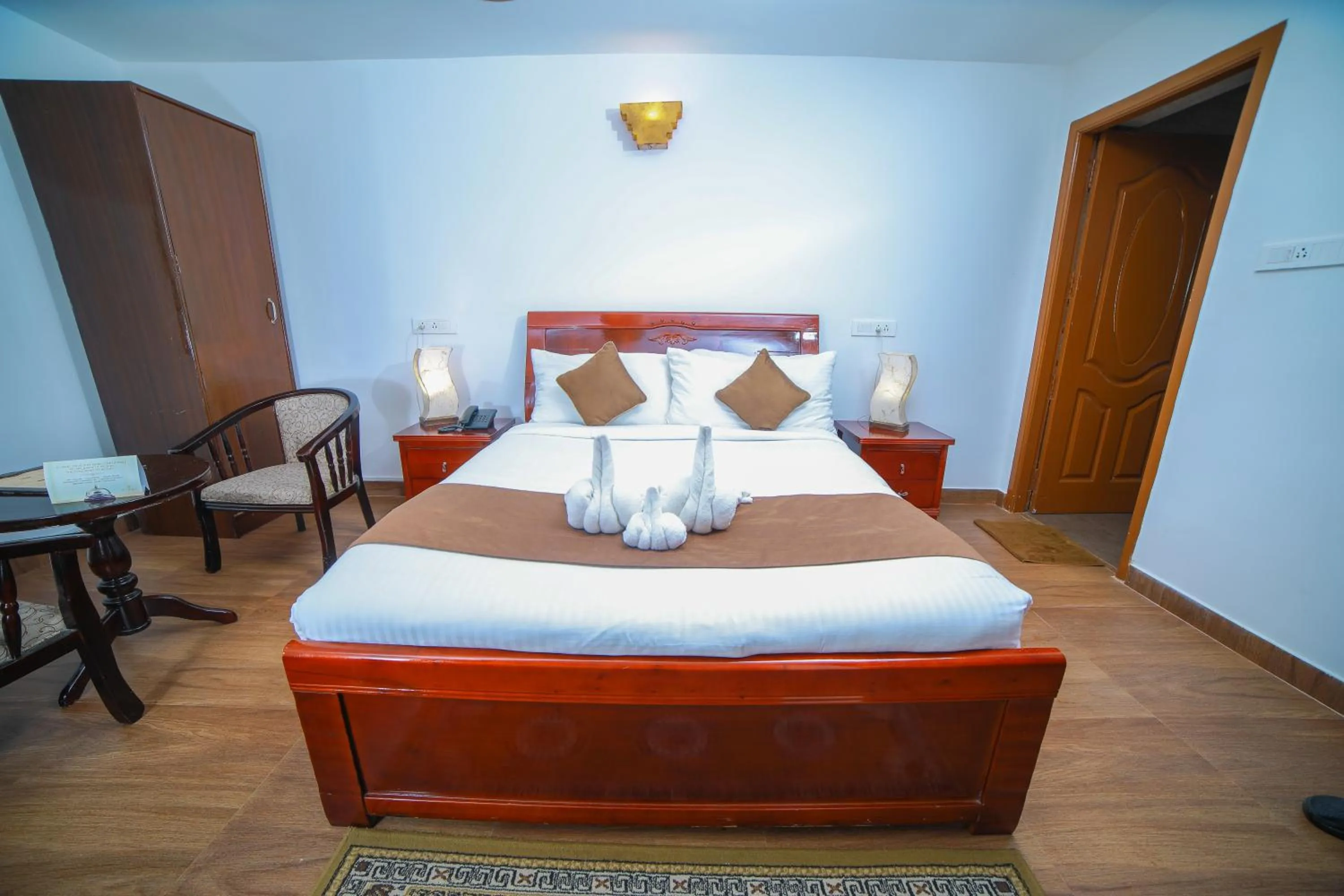 Photo of the whole room, Bed in Grand Palace Hotel & Spa