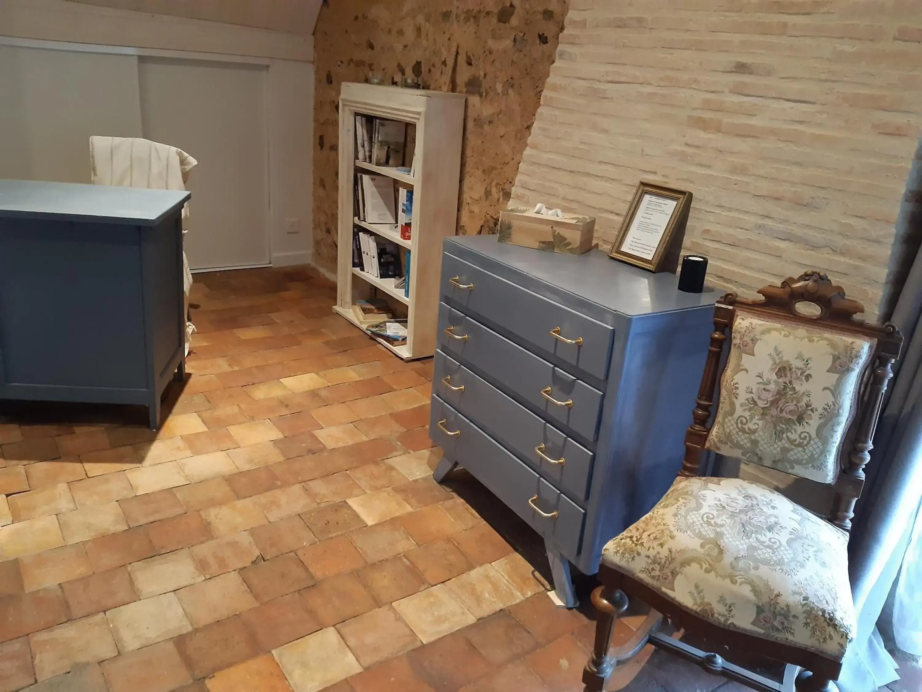 Standard Double Room with Shared Bathroom in La Treille Standard Double Room with Shared Bathroom in La Treille