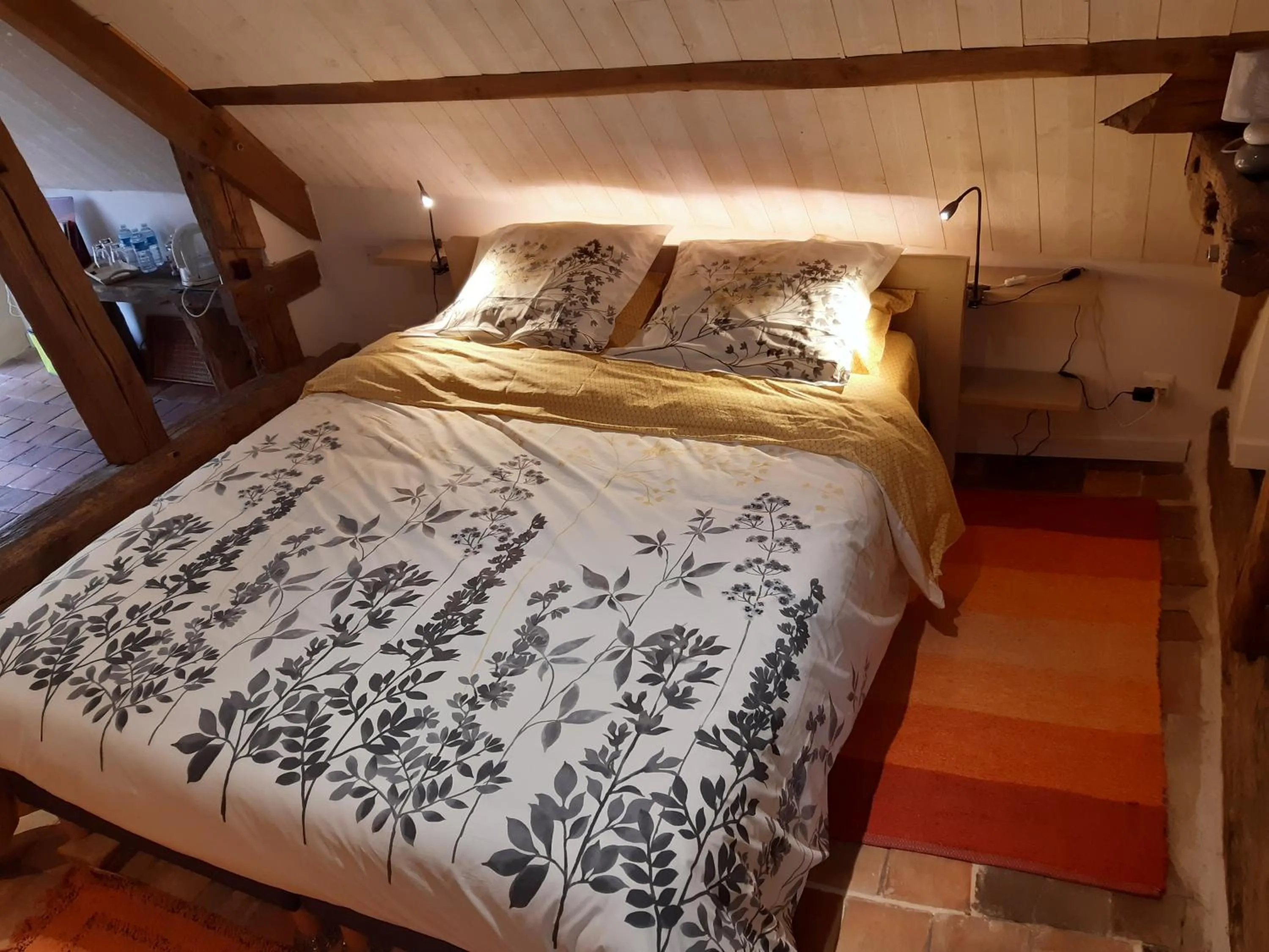 Bed in La Treille