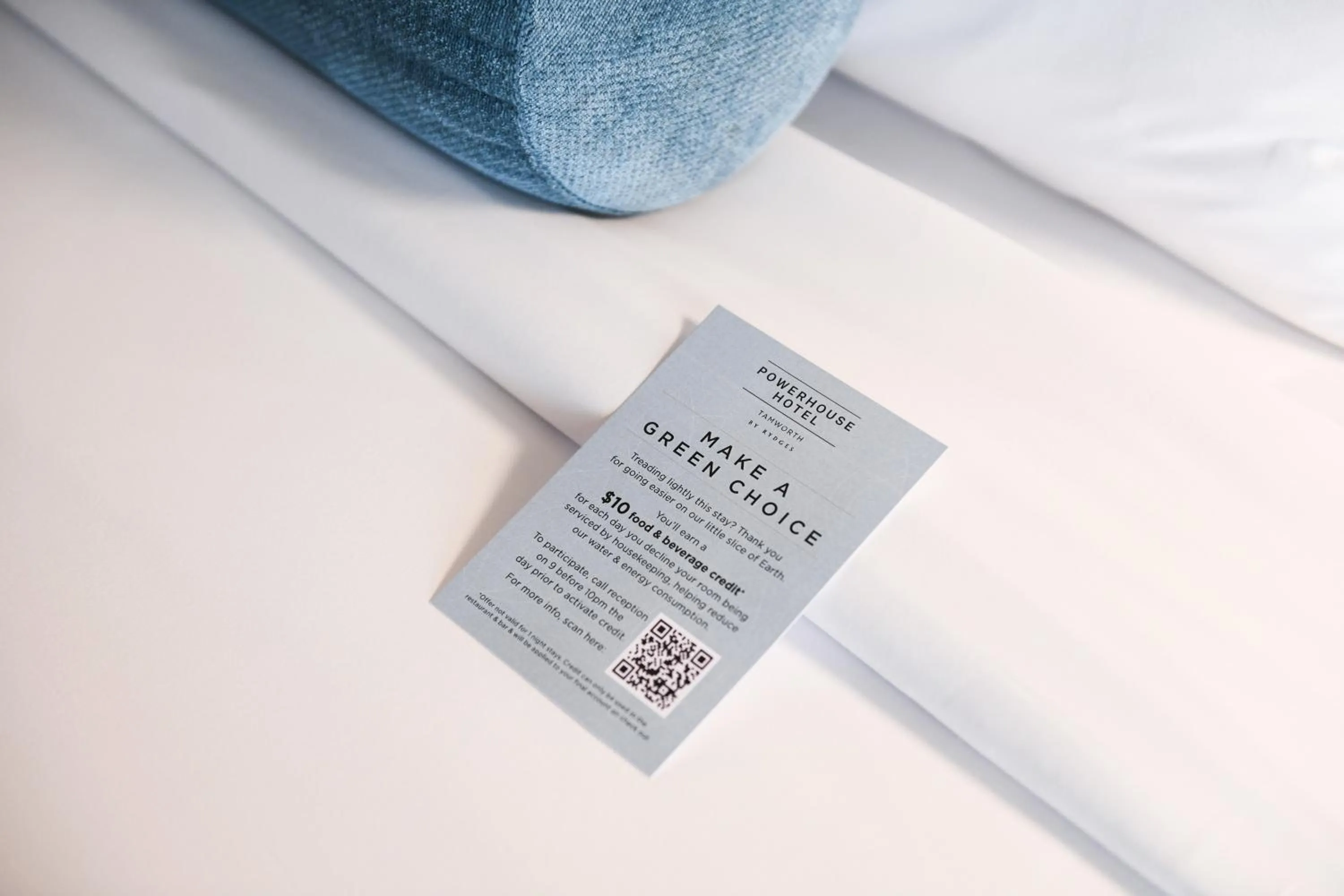 Bed in Powerhouse Hotel Tamworth by Rydges