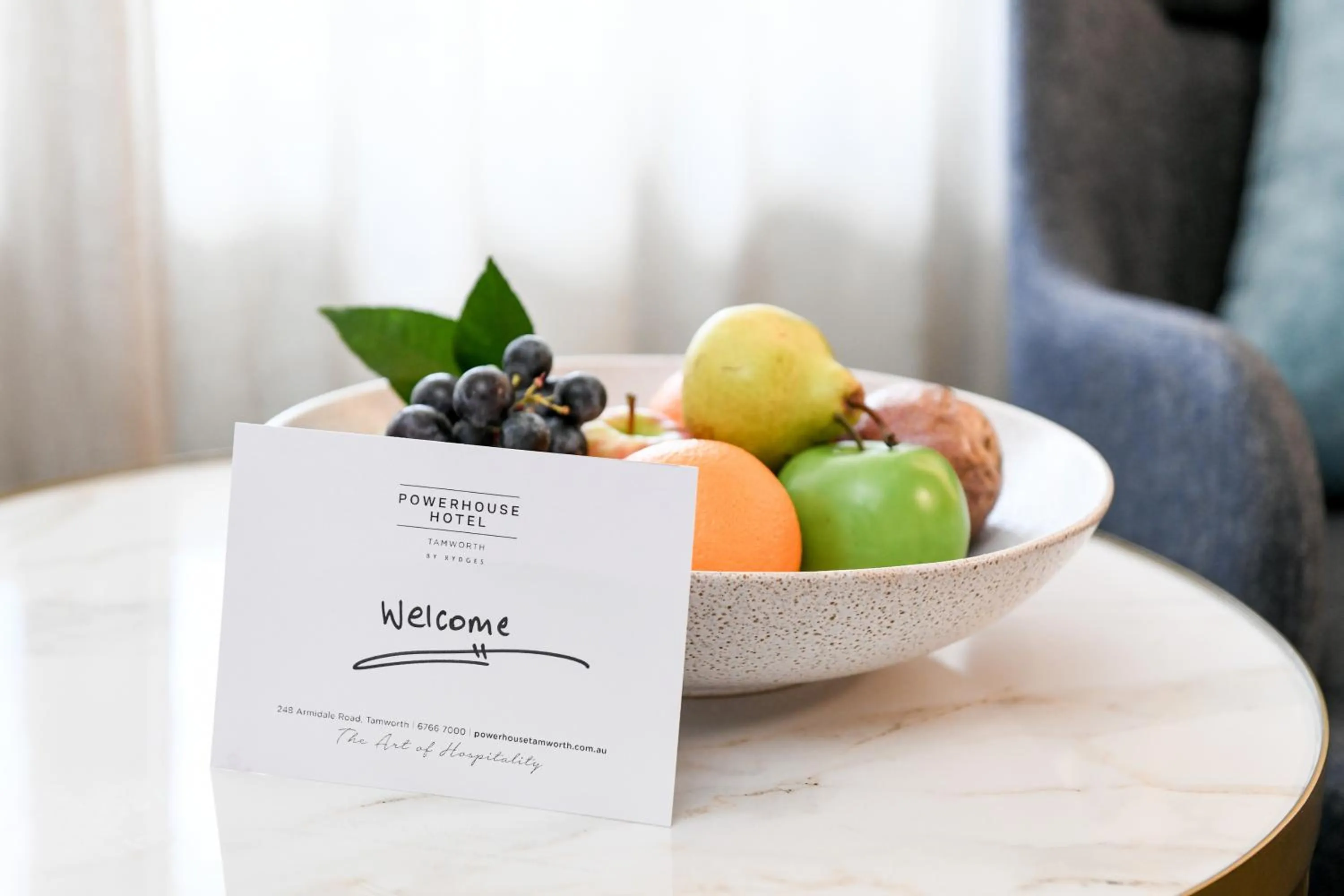 room service in Powerhouse Hotel Tamworth by Rydges