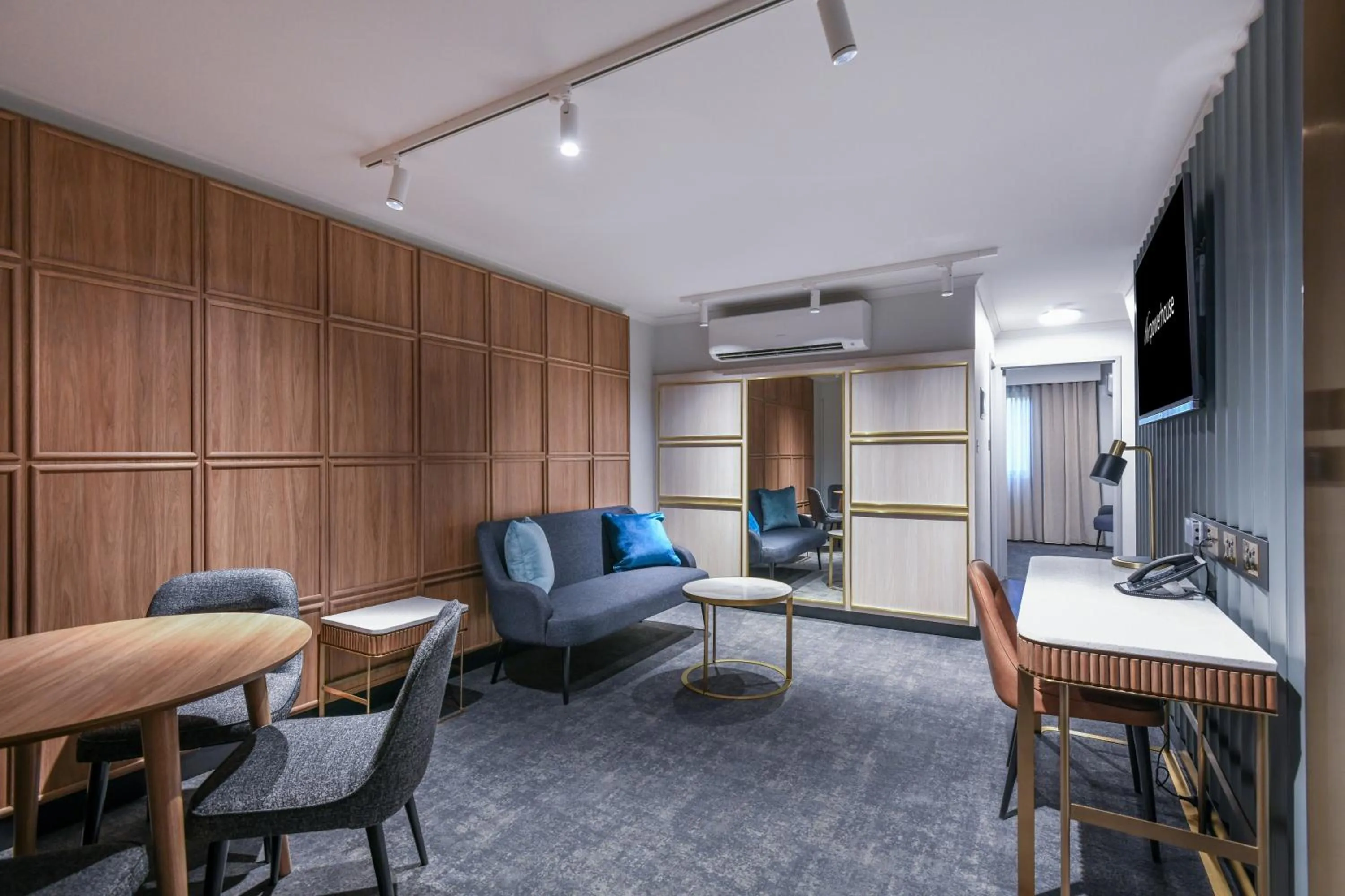 Living room in Powerhouse Hotel Tamworth by Rydges