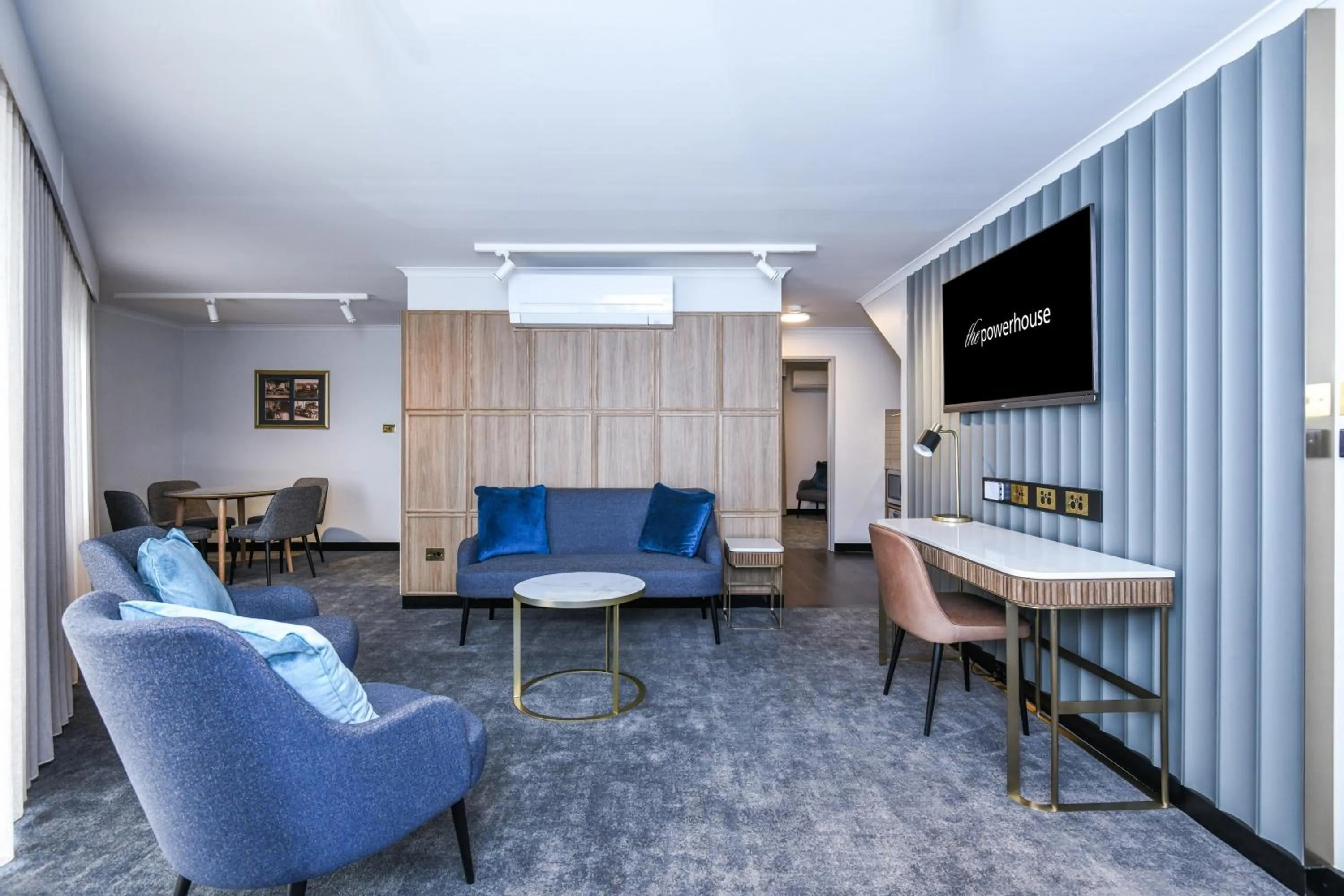 Living room in Powerhouse Hotel Tamworth by Rydges