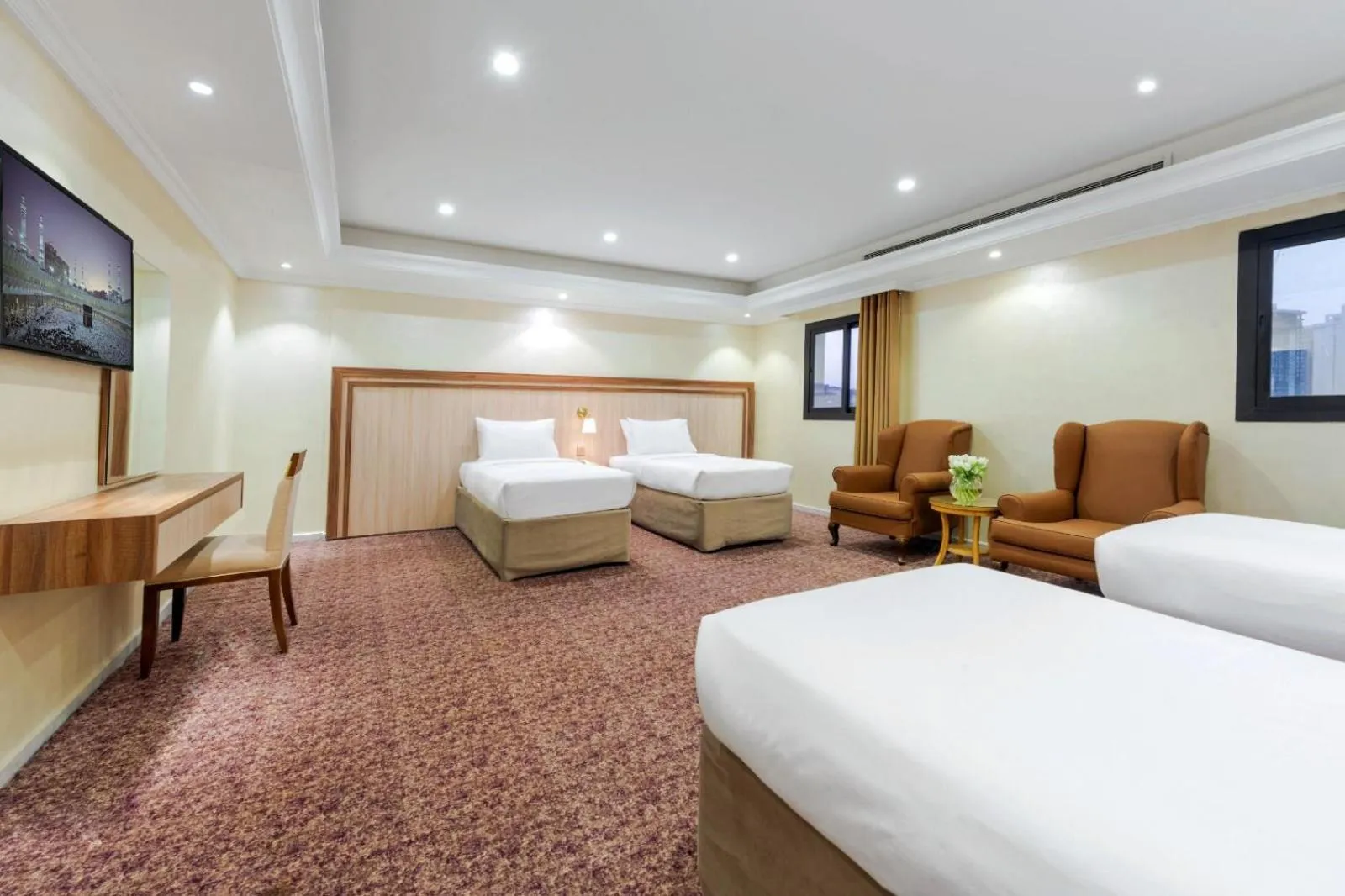 Bed in Palestine Hotel Makkah