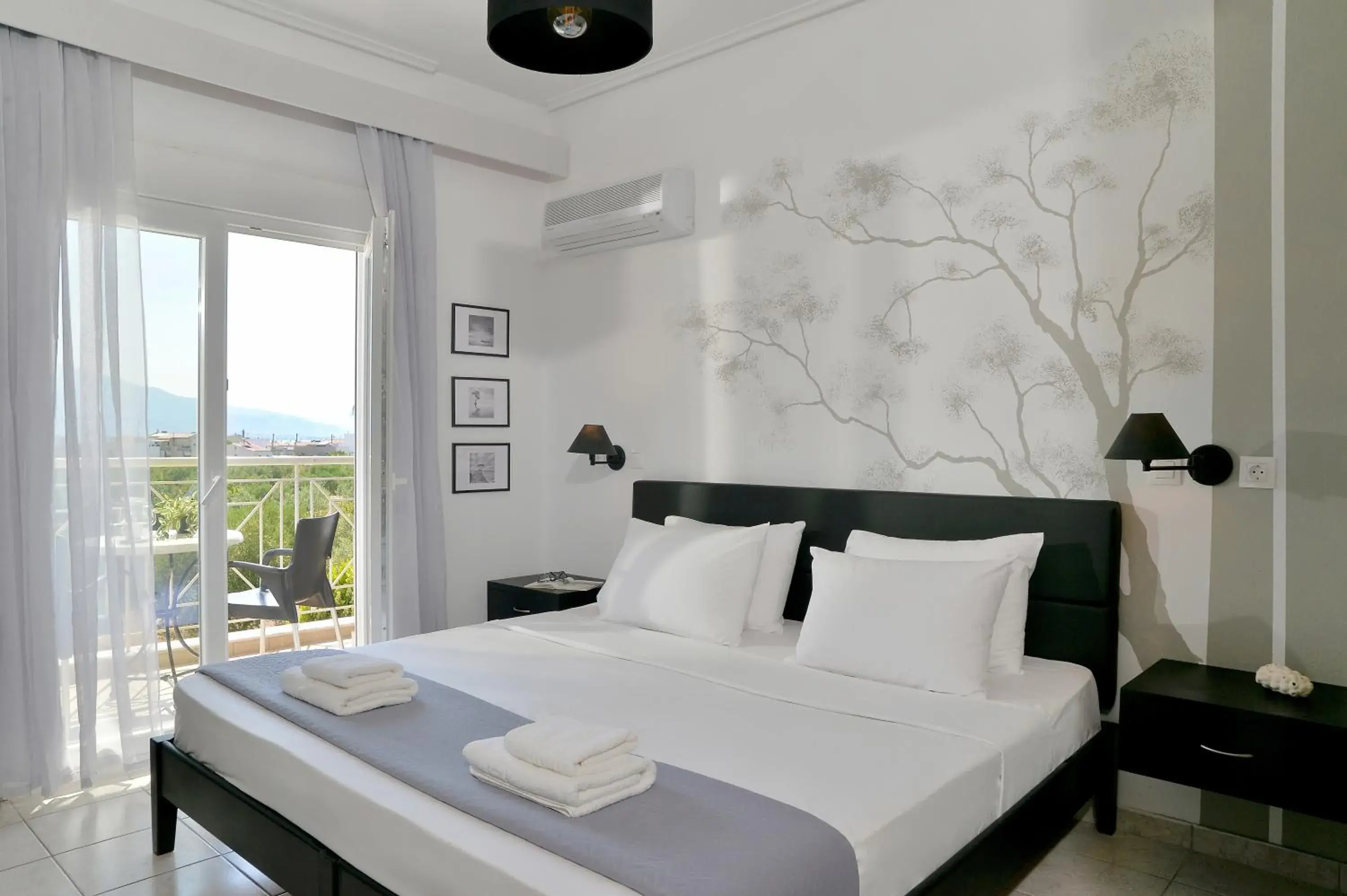 Double or Twin Room in Hotel Kalloni Double or Twin Room in Hotel Kalloni