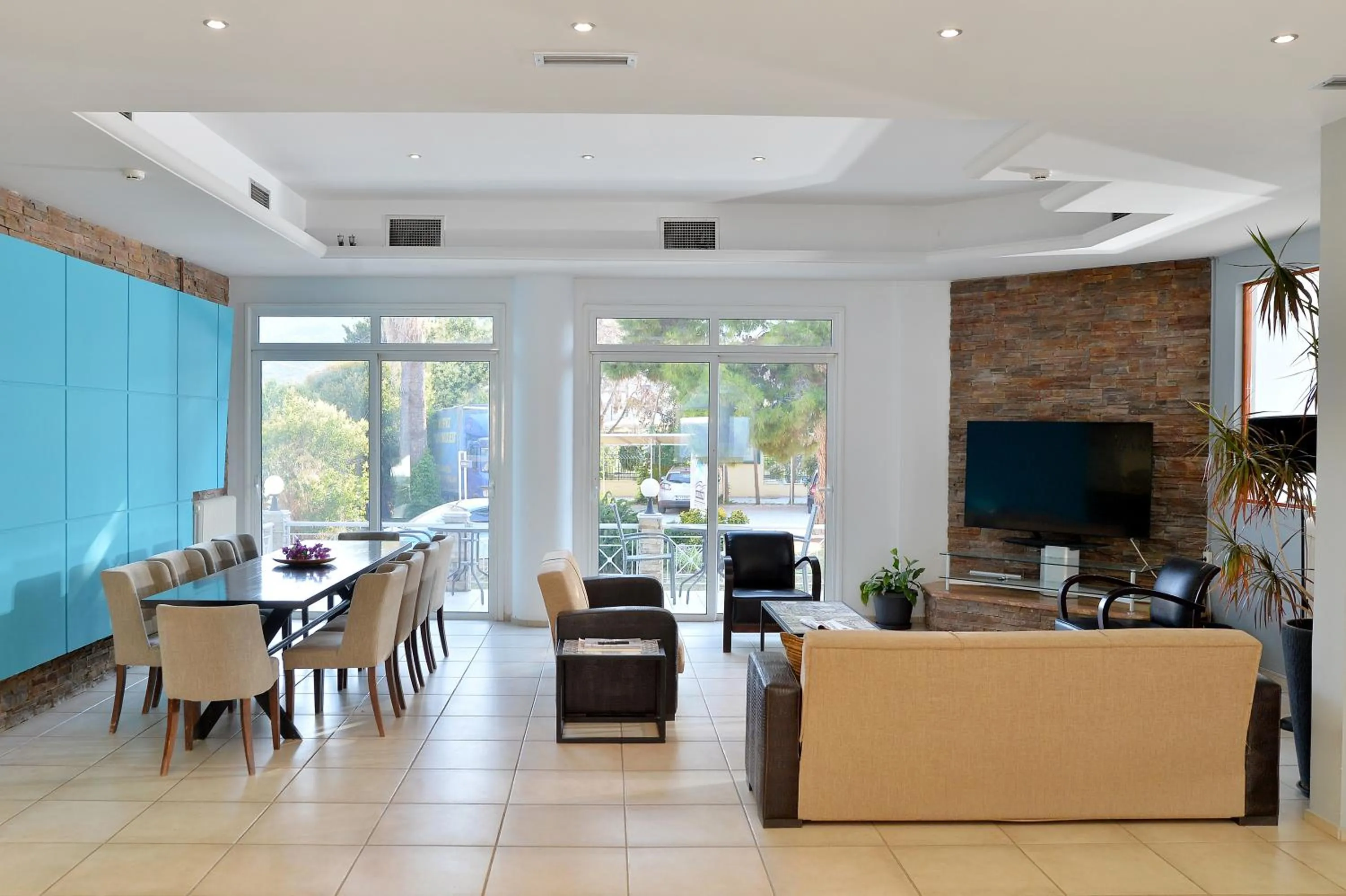 TV and multimedia in Hotel Kalloni