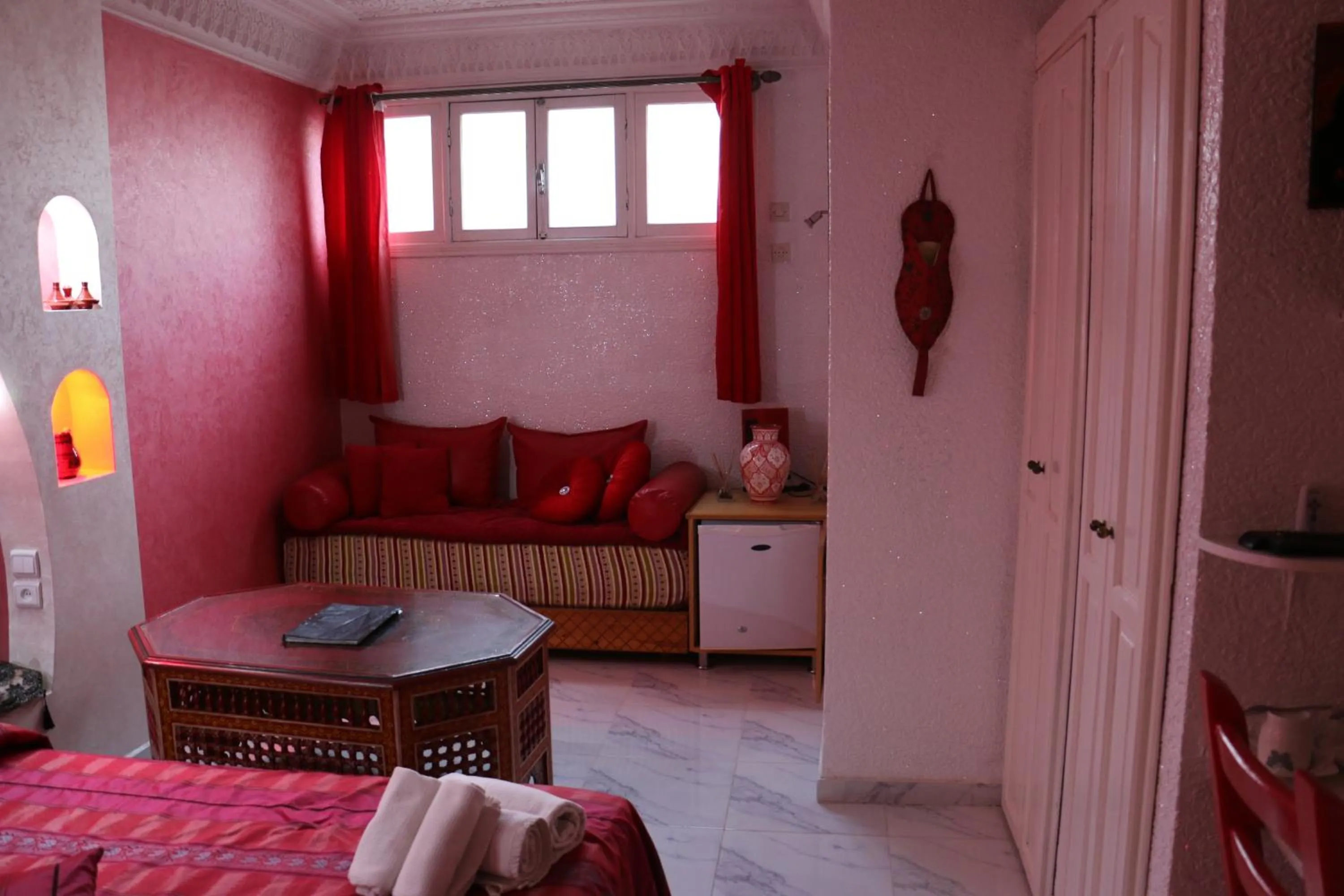 Photo of the whole room, Bed in Riad Les Chtis D'Agadir