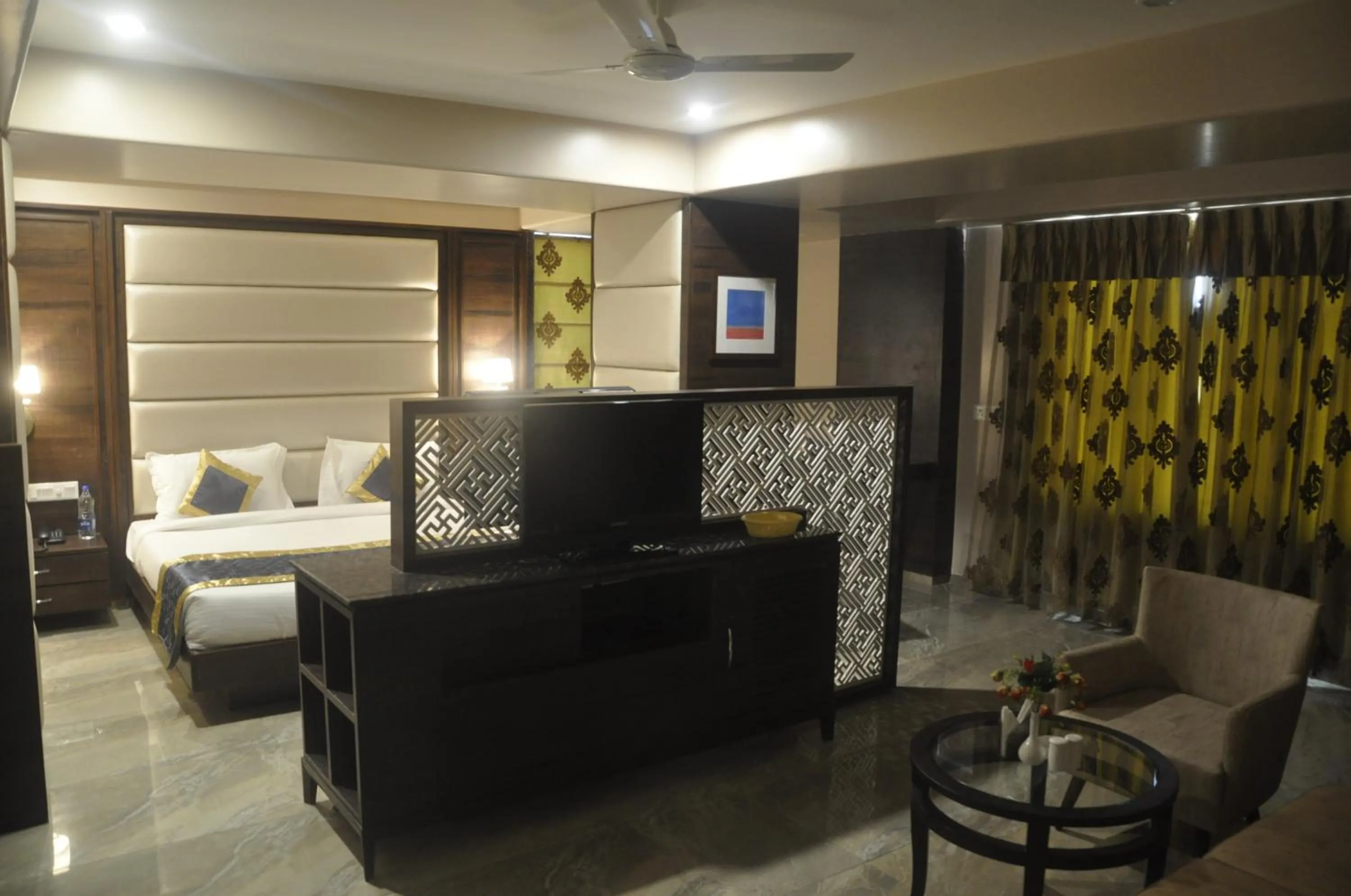 Family Suite in Hotel Amit Park International
