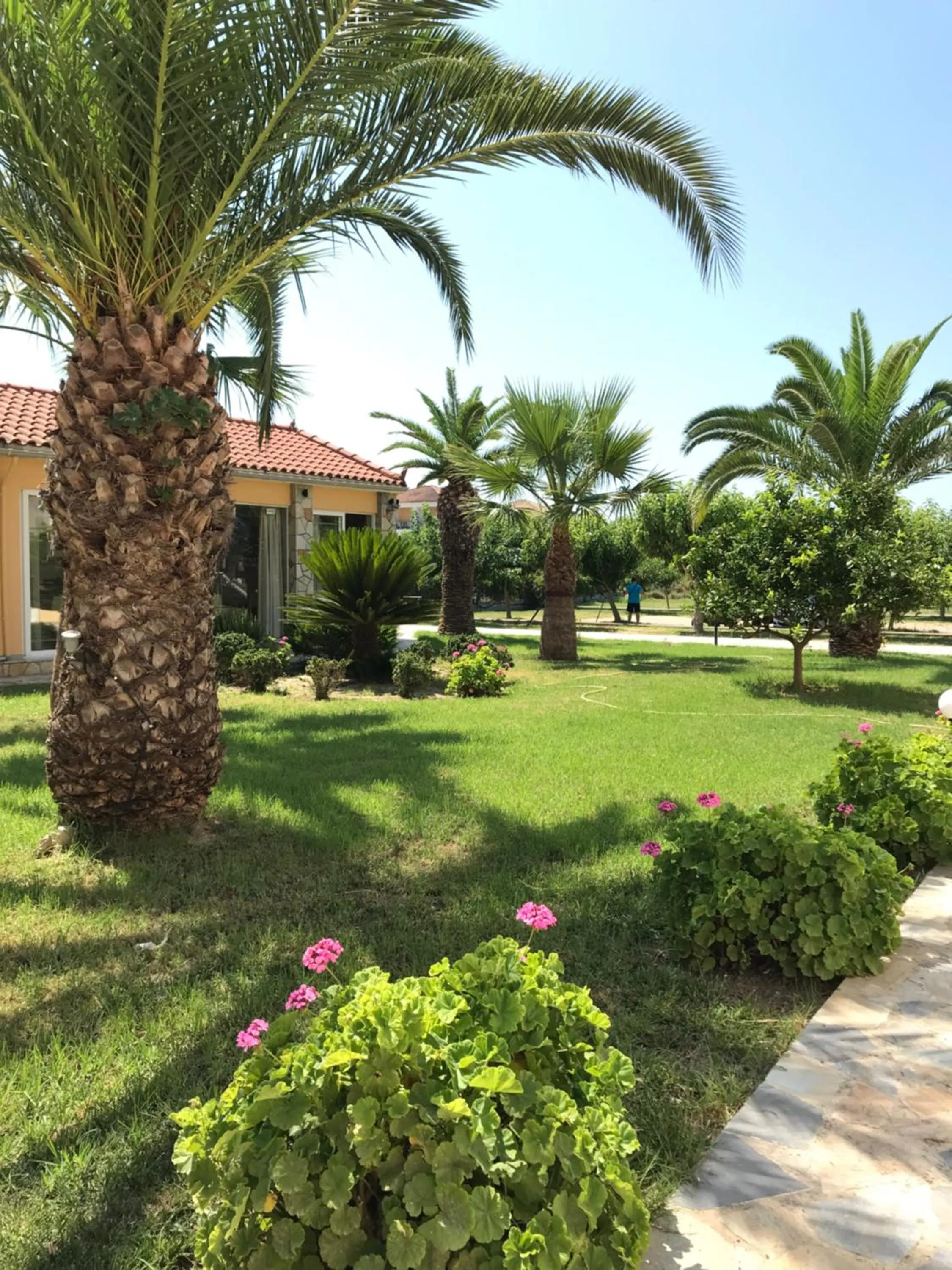 Garden in Village Inn Studios & Family Apartments