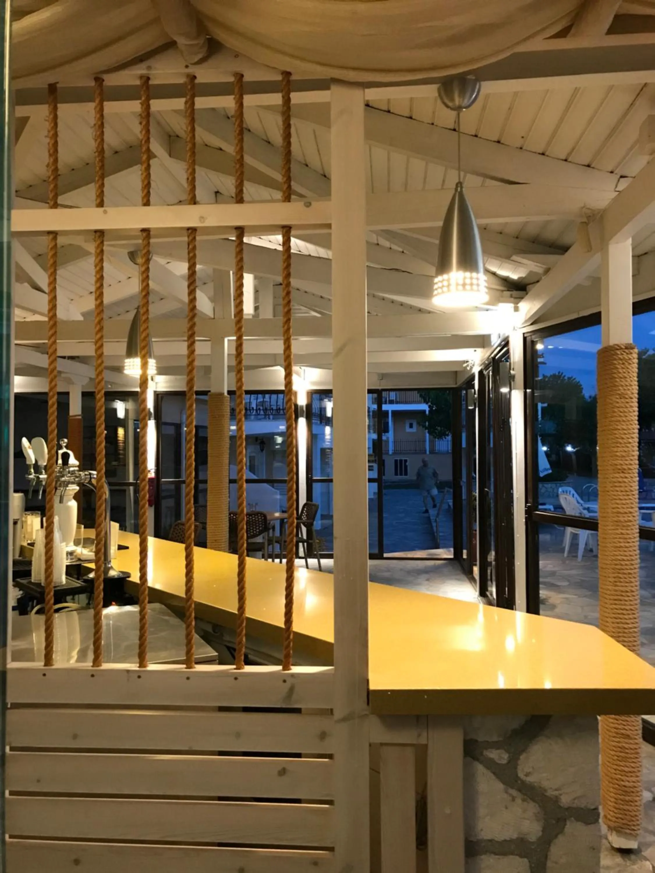 Lounge or bar in Village Inn Studios & Family Apartments