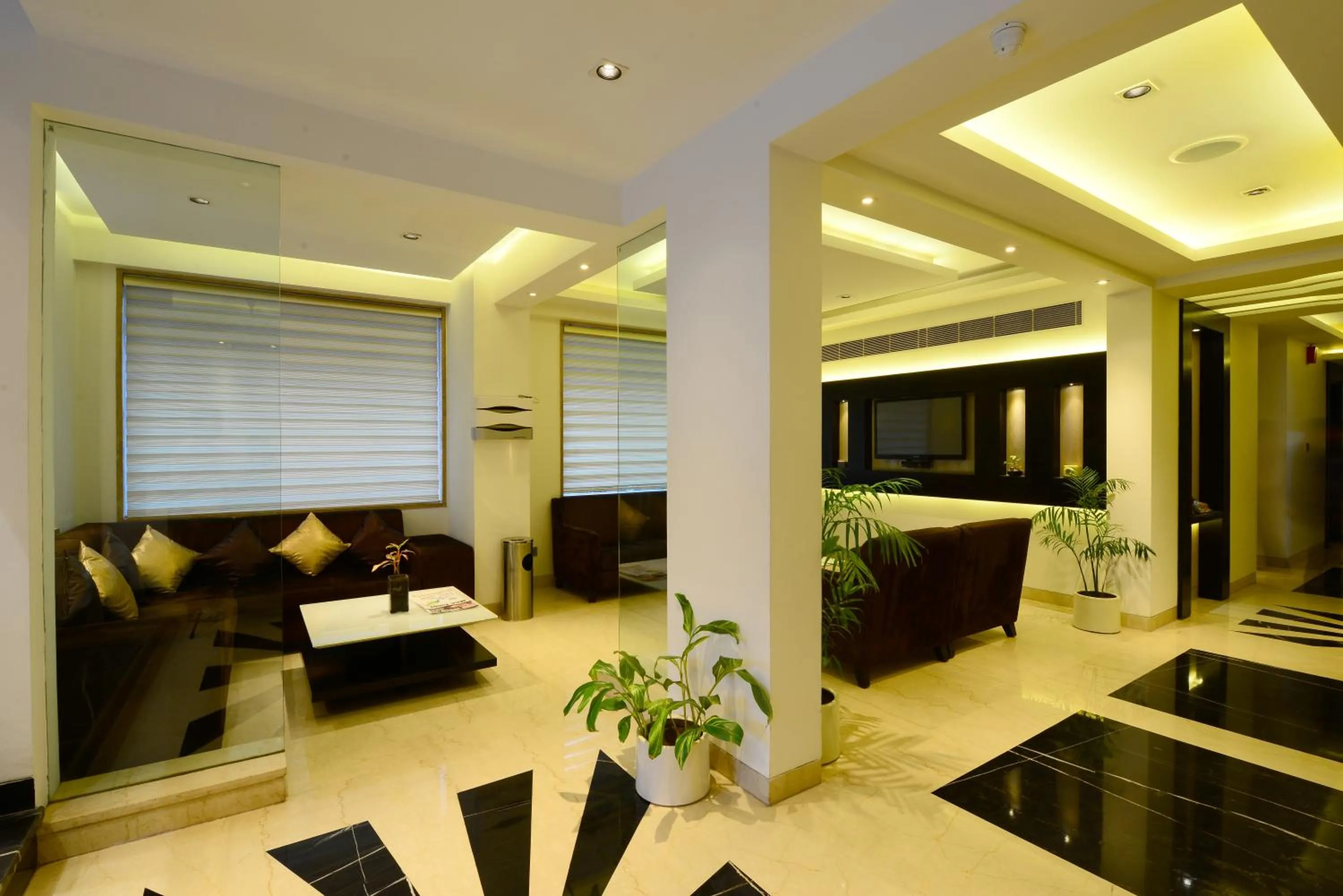 Lobby or reception in Hotel City Star - Free Airport Pickup