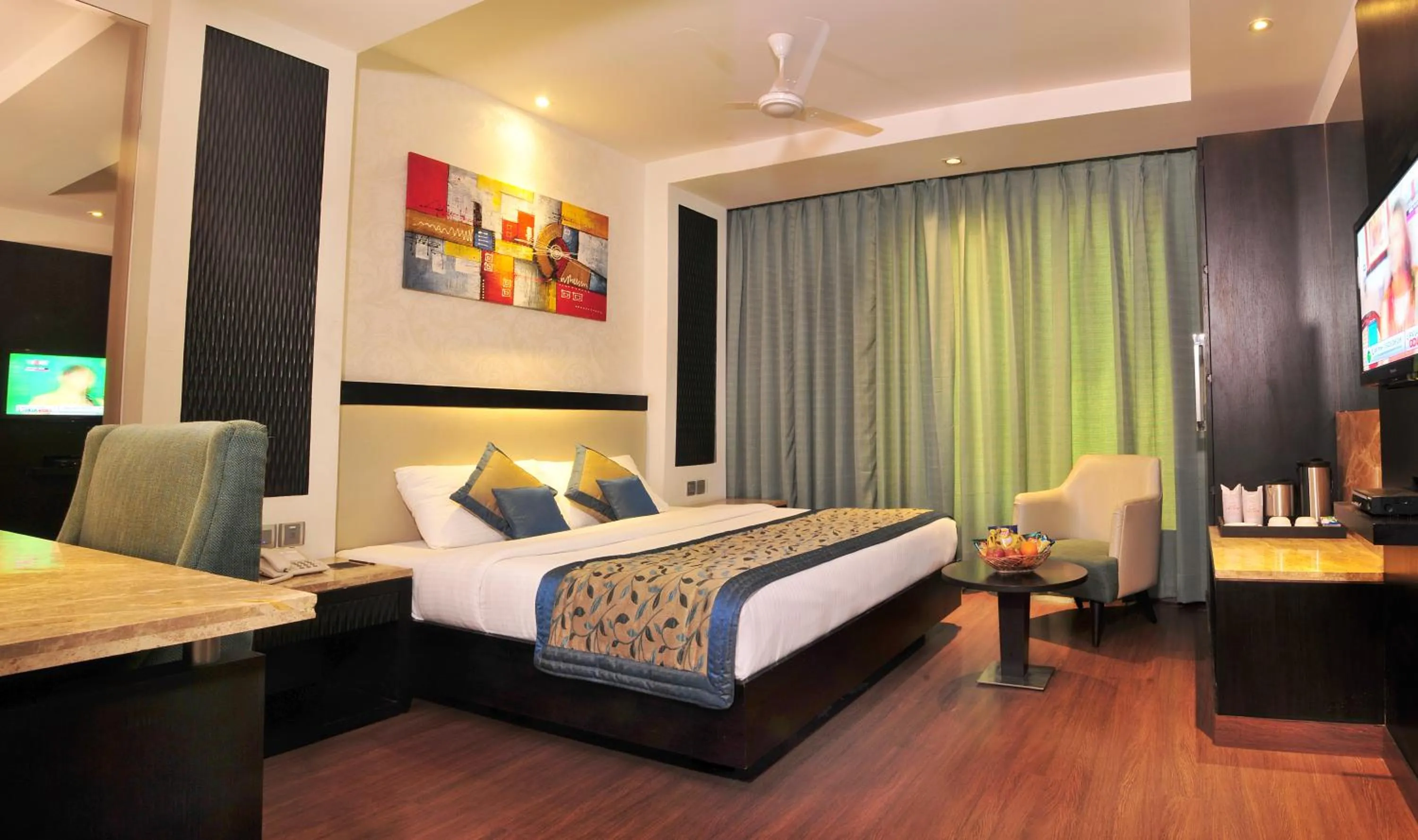 Bedroom, Bed in Hotel City Star - Free Airport Pickup