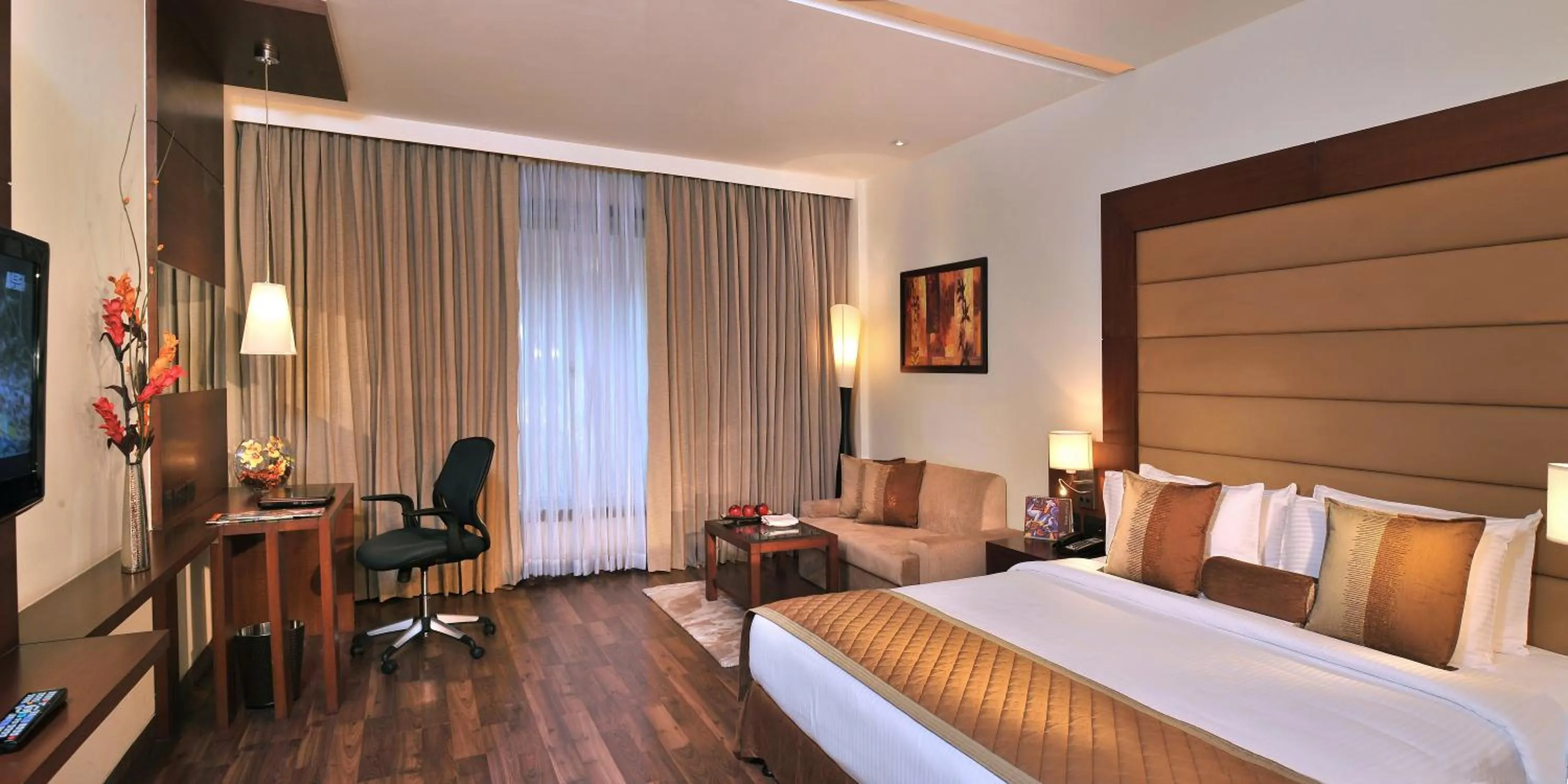 Photo of the whole room, Bed in Country Inn & Suites by Radisson, Gurugram Sector 12