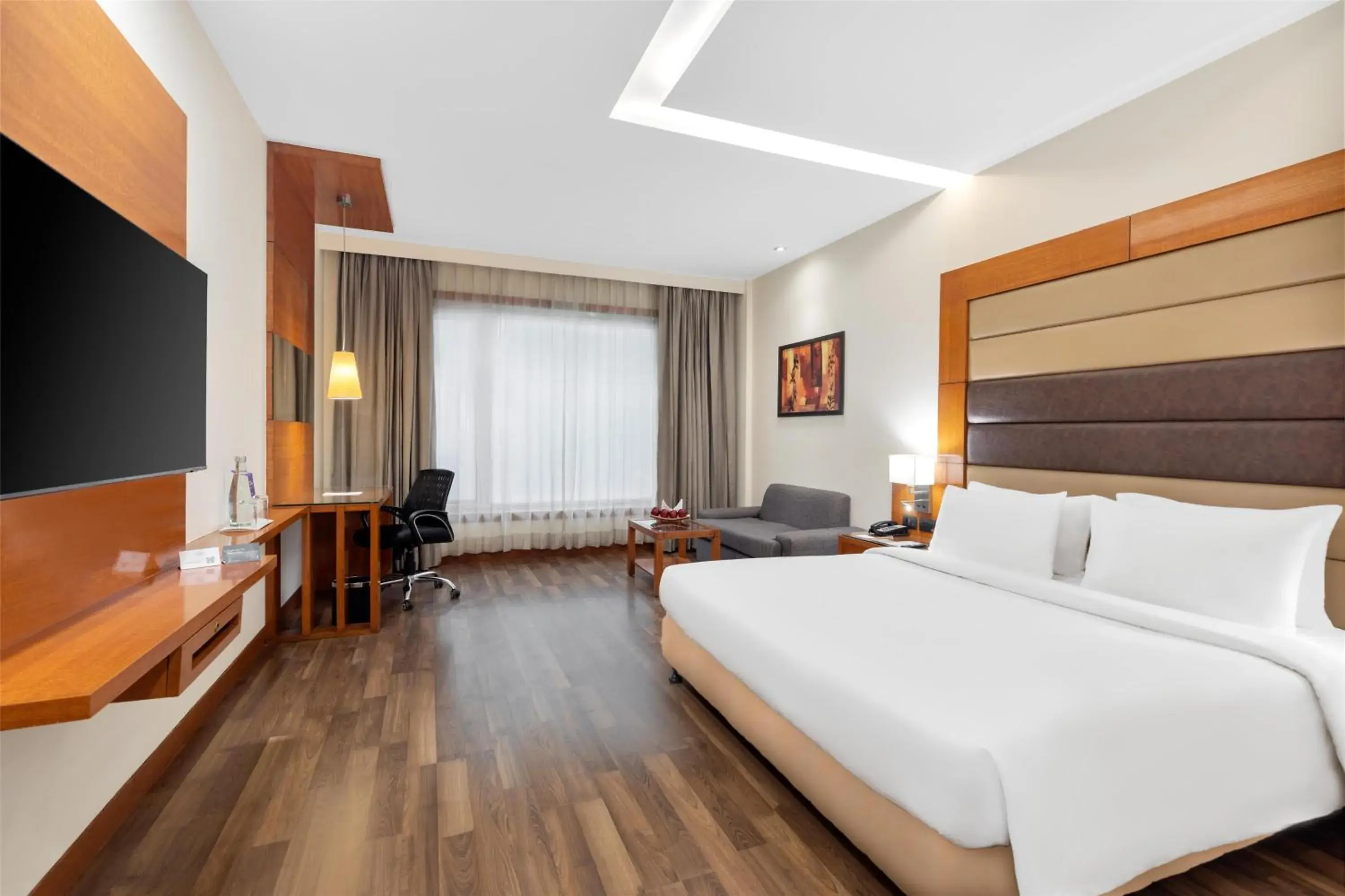 Bedroom, Bed in Country Inn & Suites by Radisson, Gurugram Sector 12 Bedroom, Bed in Country Inn & Suites by Radisson, Gurugram Sector 12
