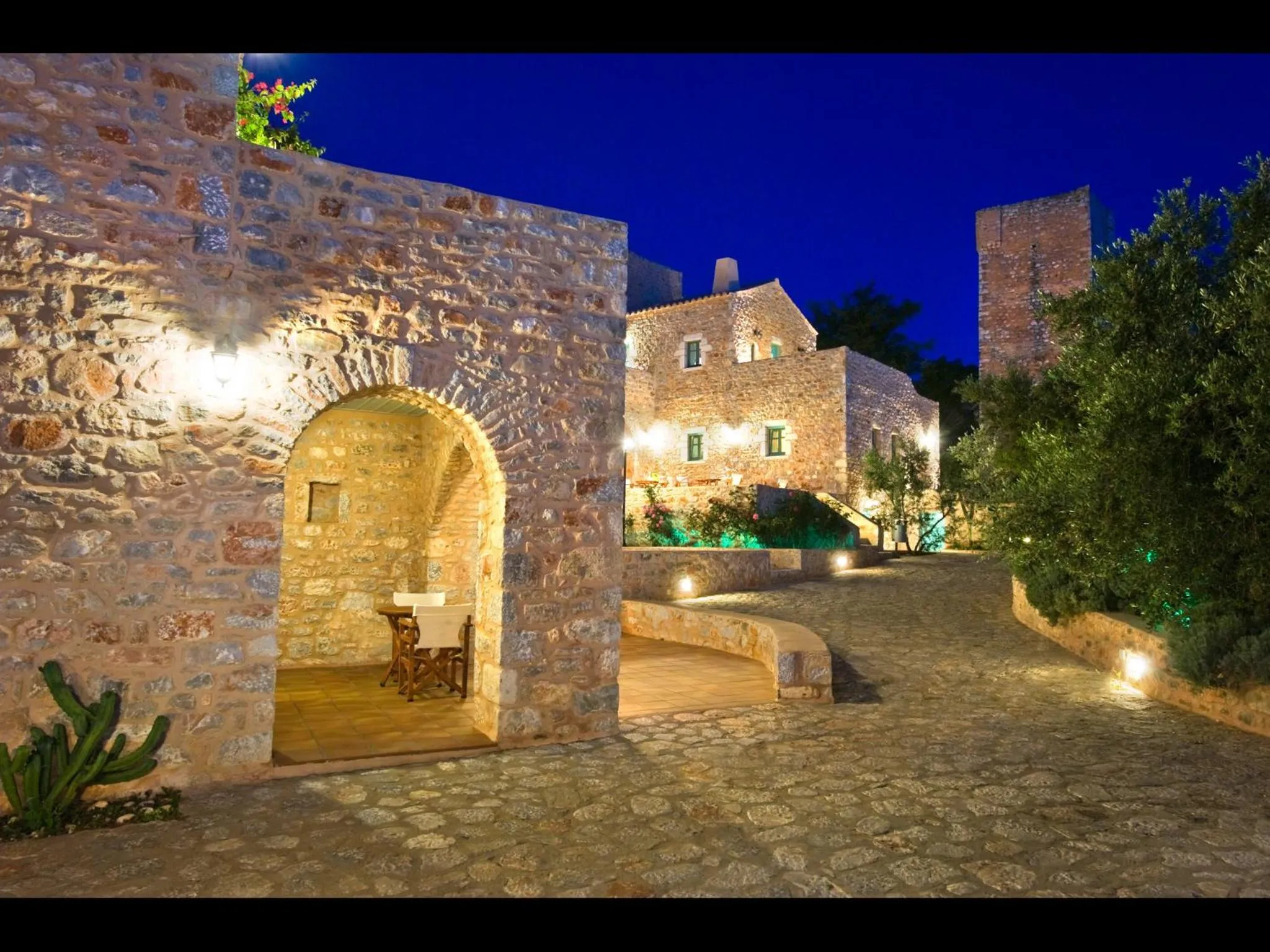 Facade/entrance in Pandora