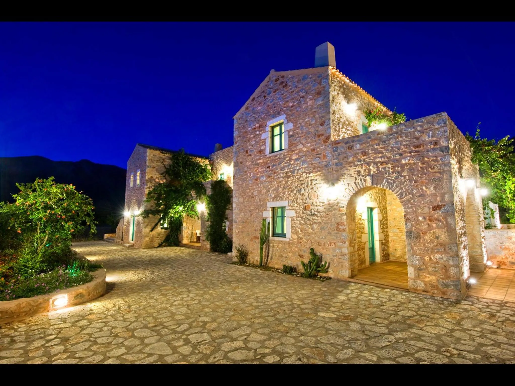 Facade/entrance in Pandora