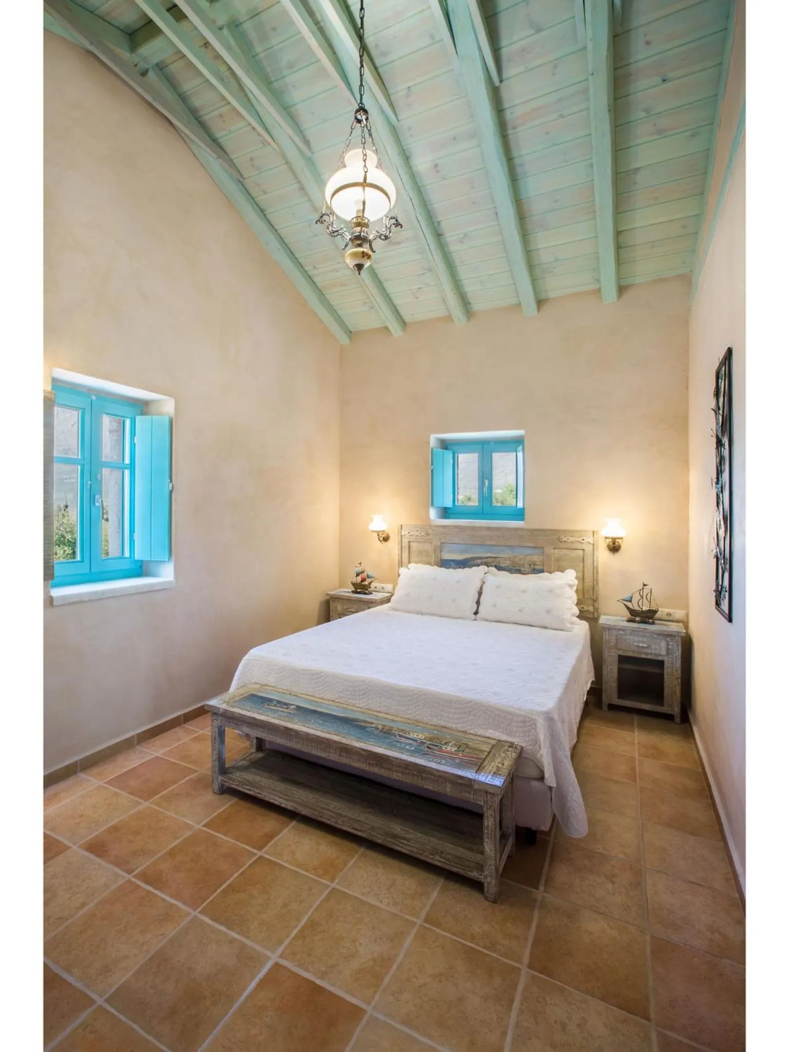 Bedroom, Bed in Pandora