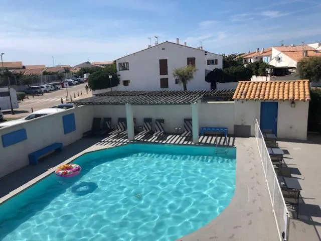 Hotel Le Bleu Marine