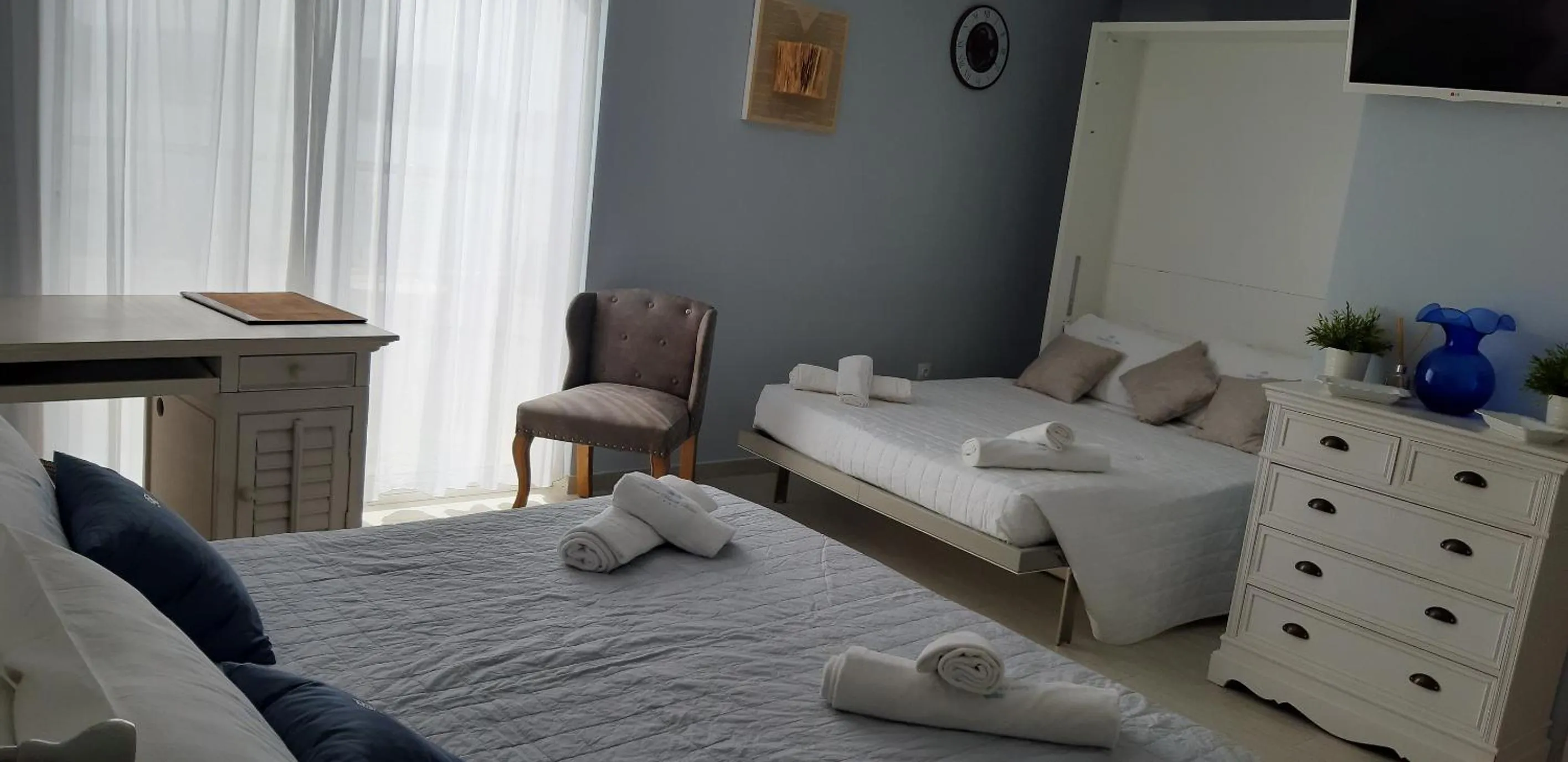 Photo of the whole room, Bed in Sidari Beach Hotel