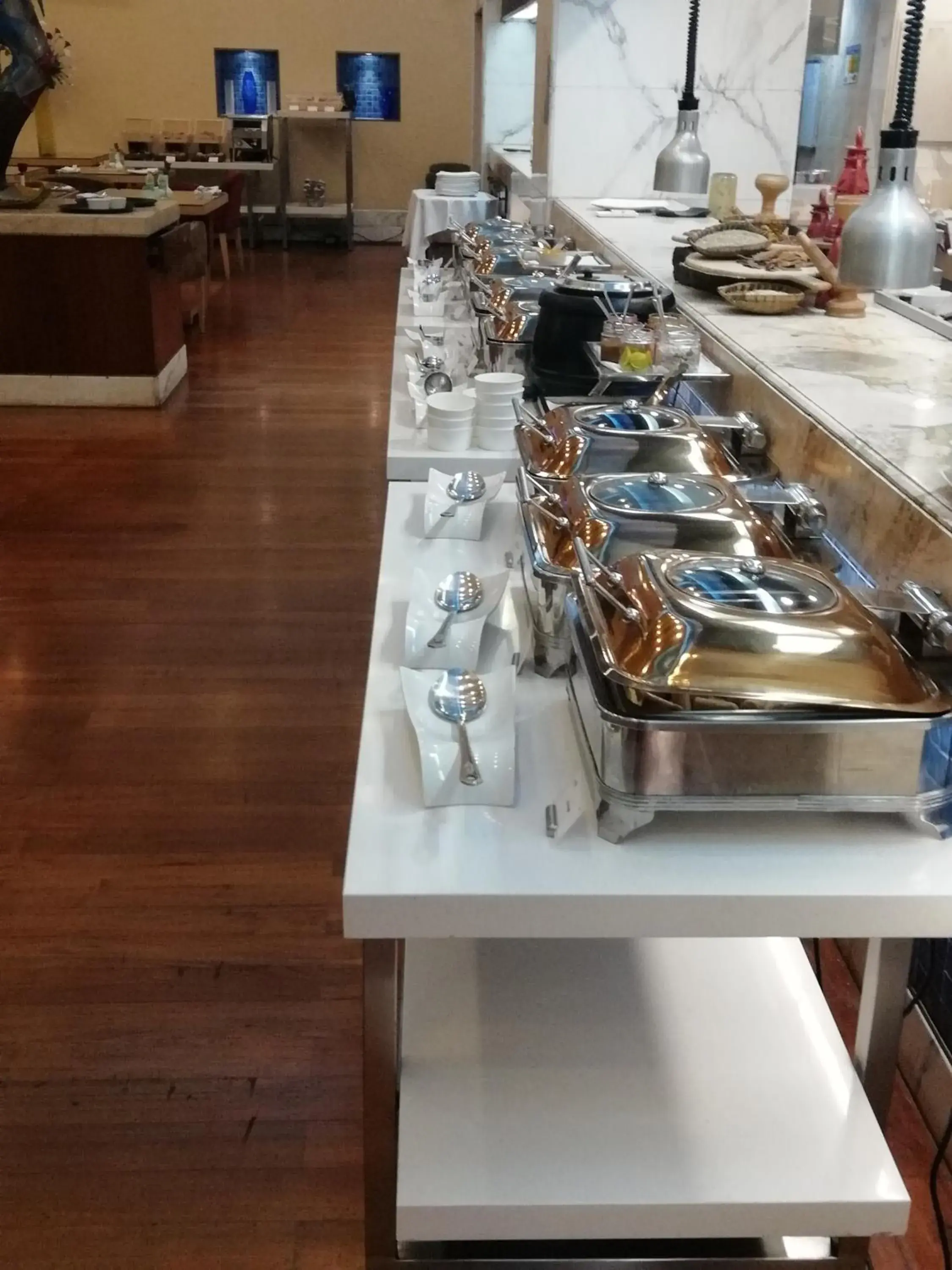 Restaurant/places to eat in Jaypee Vasant Continental Restaurant/places to eat in Jaypee Vasant Continental