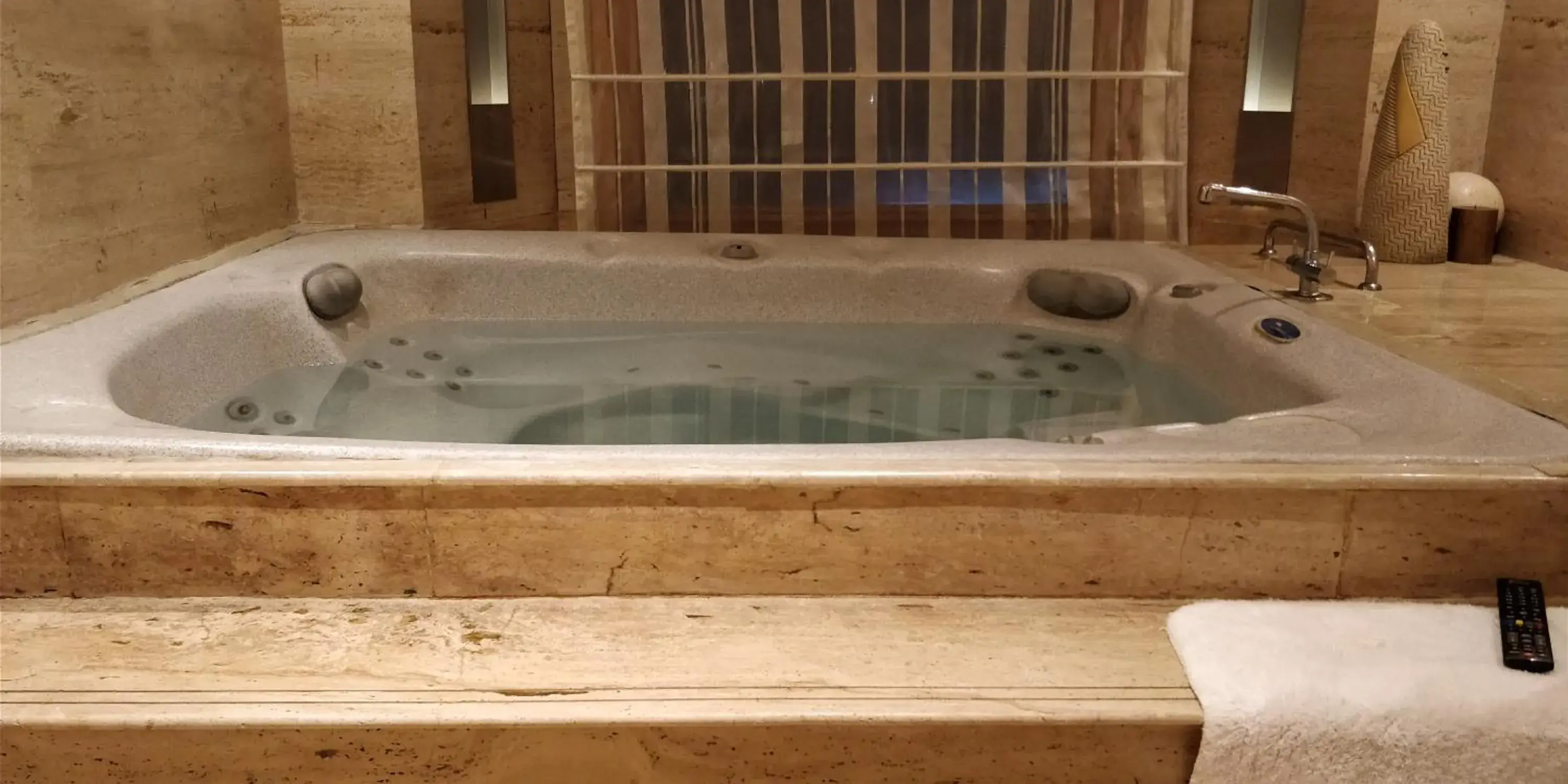 Spa and wellness centre/facilities in Jaypee Vasant Continental Spa and wellness centre/facilities in Jaypee Vasant Continental