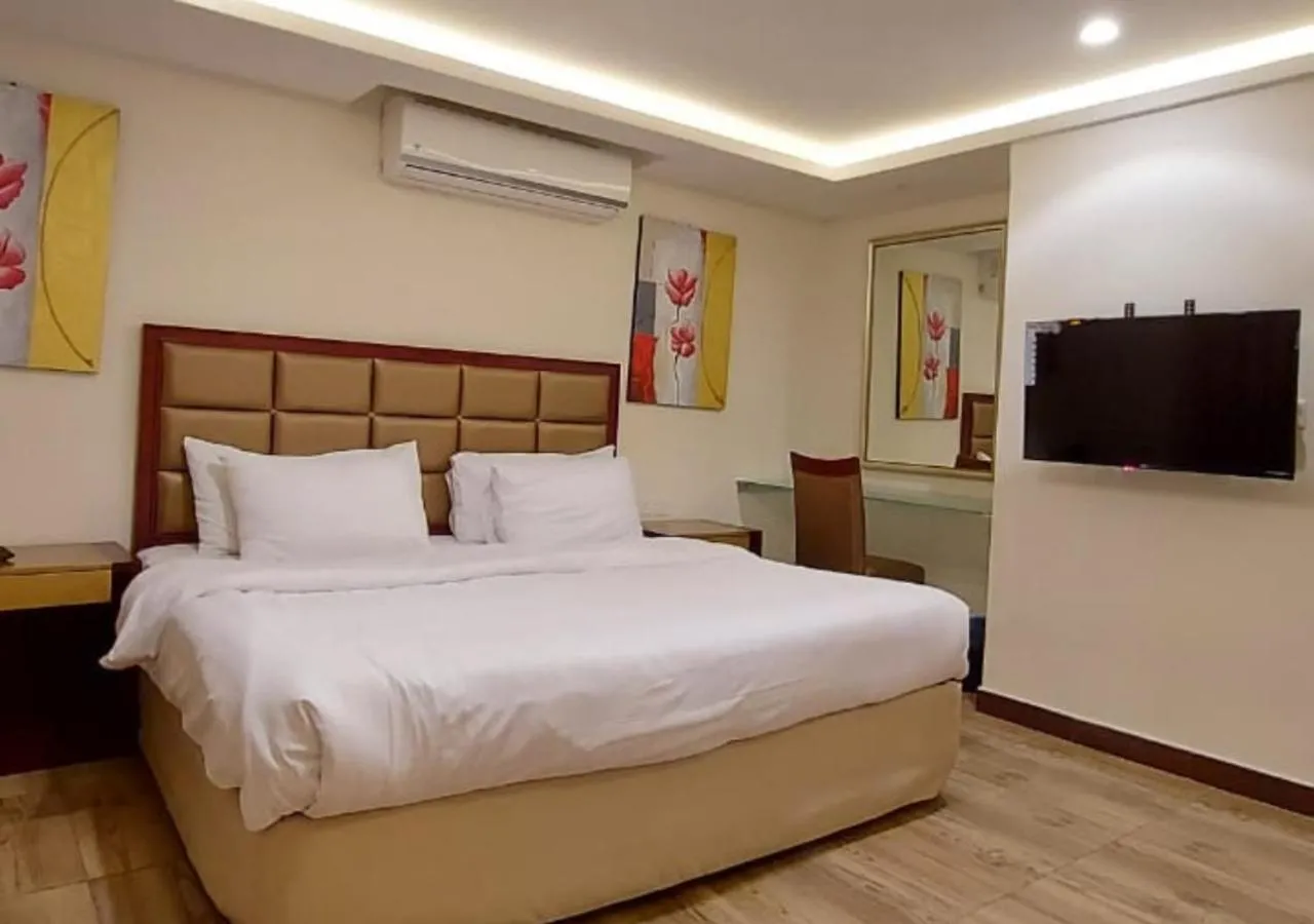 Sea Club Resort