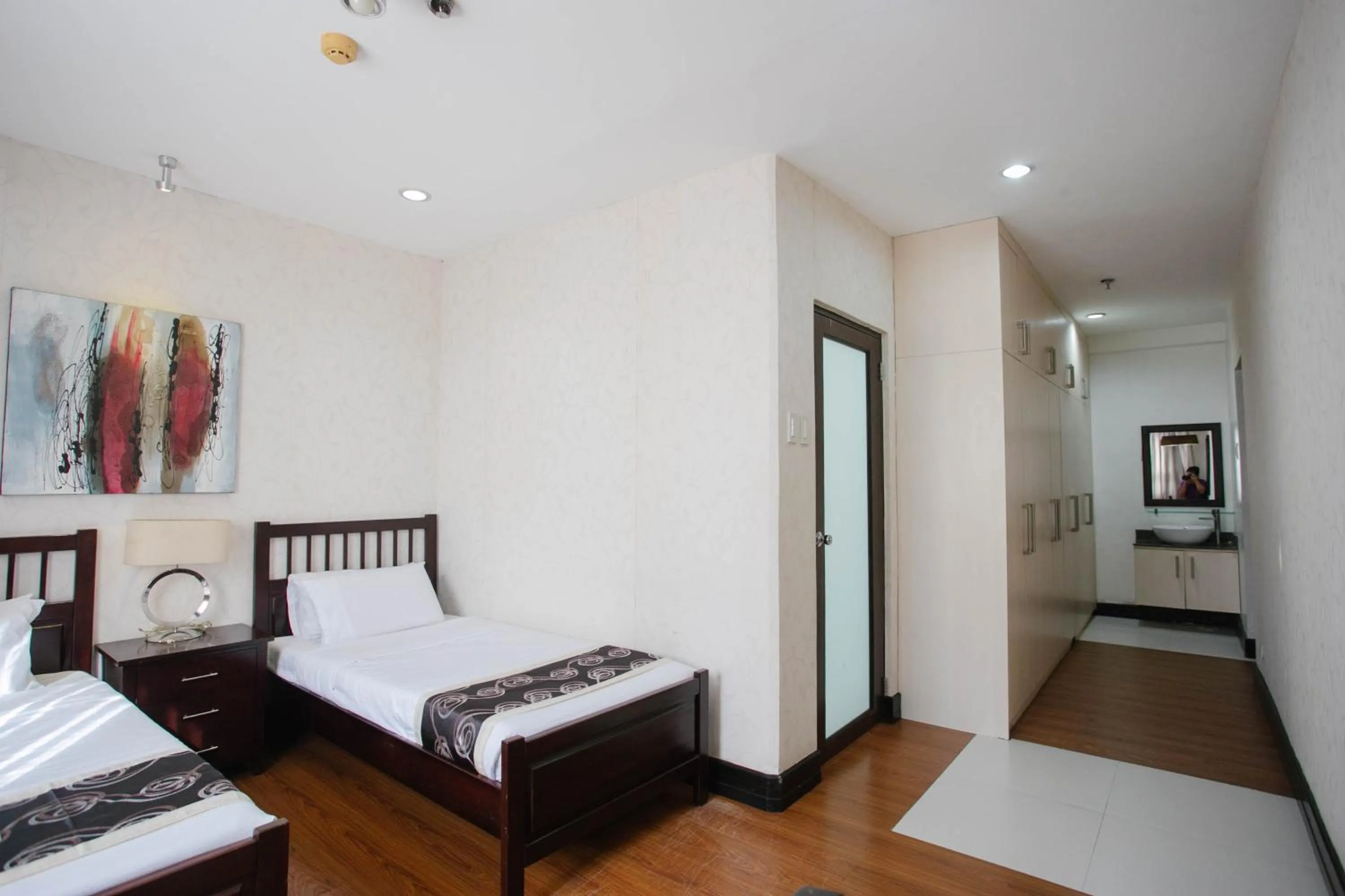 Bed in Diamond Suites and Residences