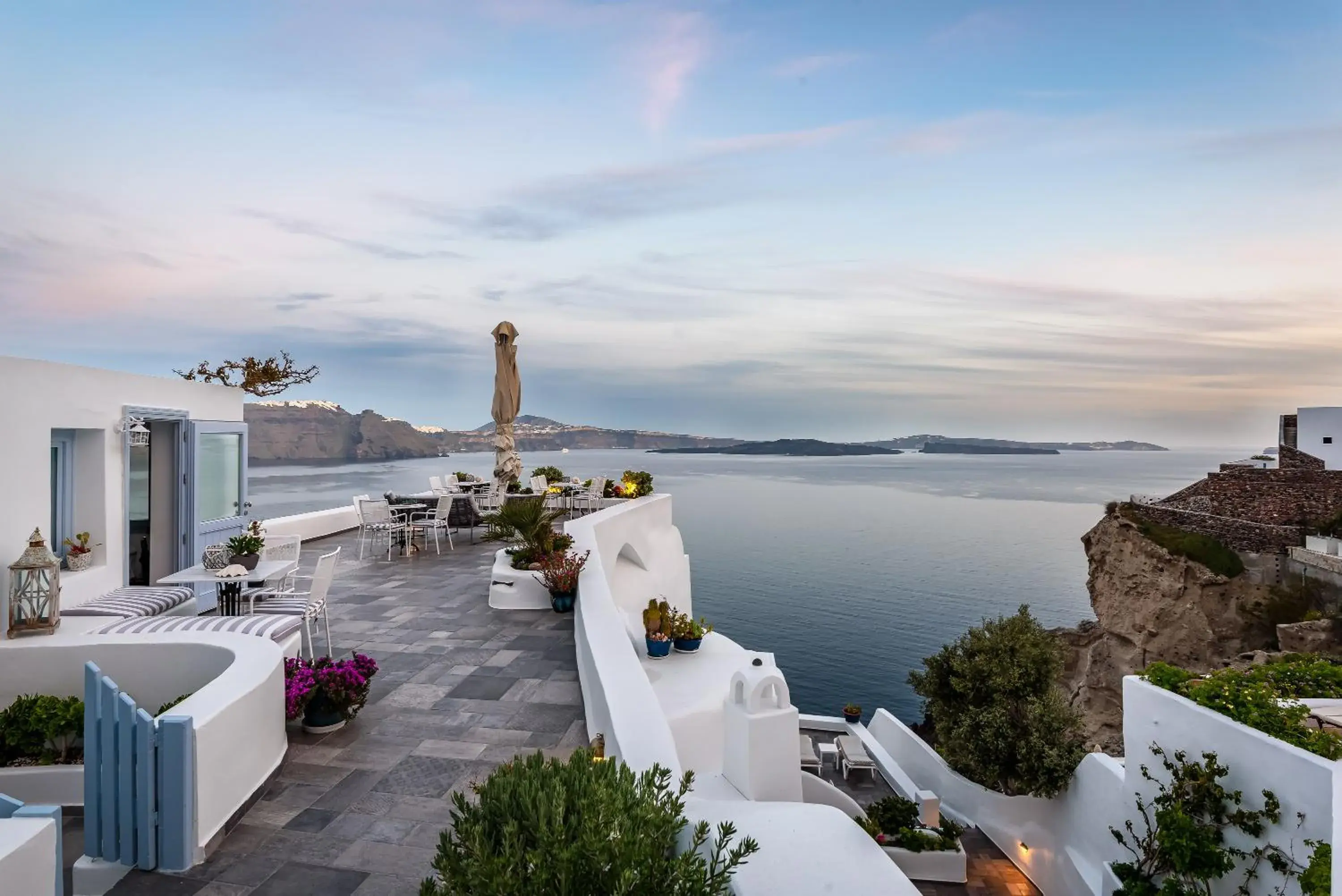 Property building in Aris Caves Property building in Aris Caves
