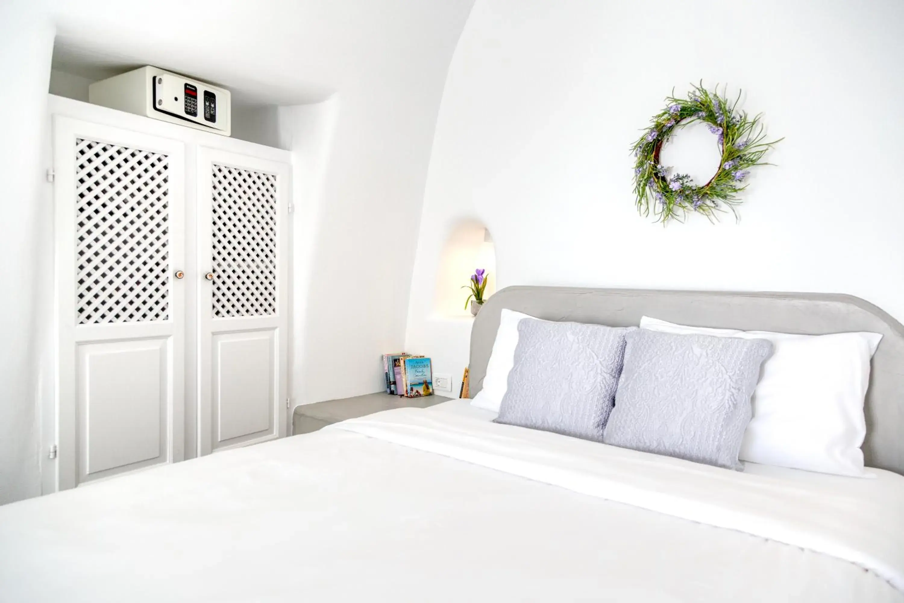 Bed in Aris Caves Bed in Aris Caves